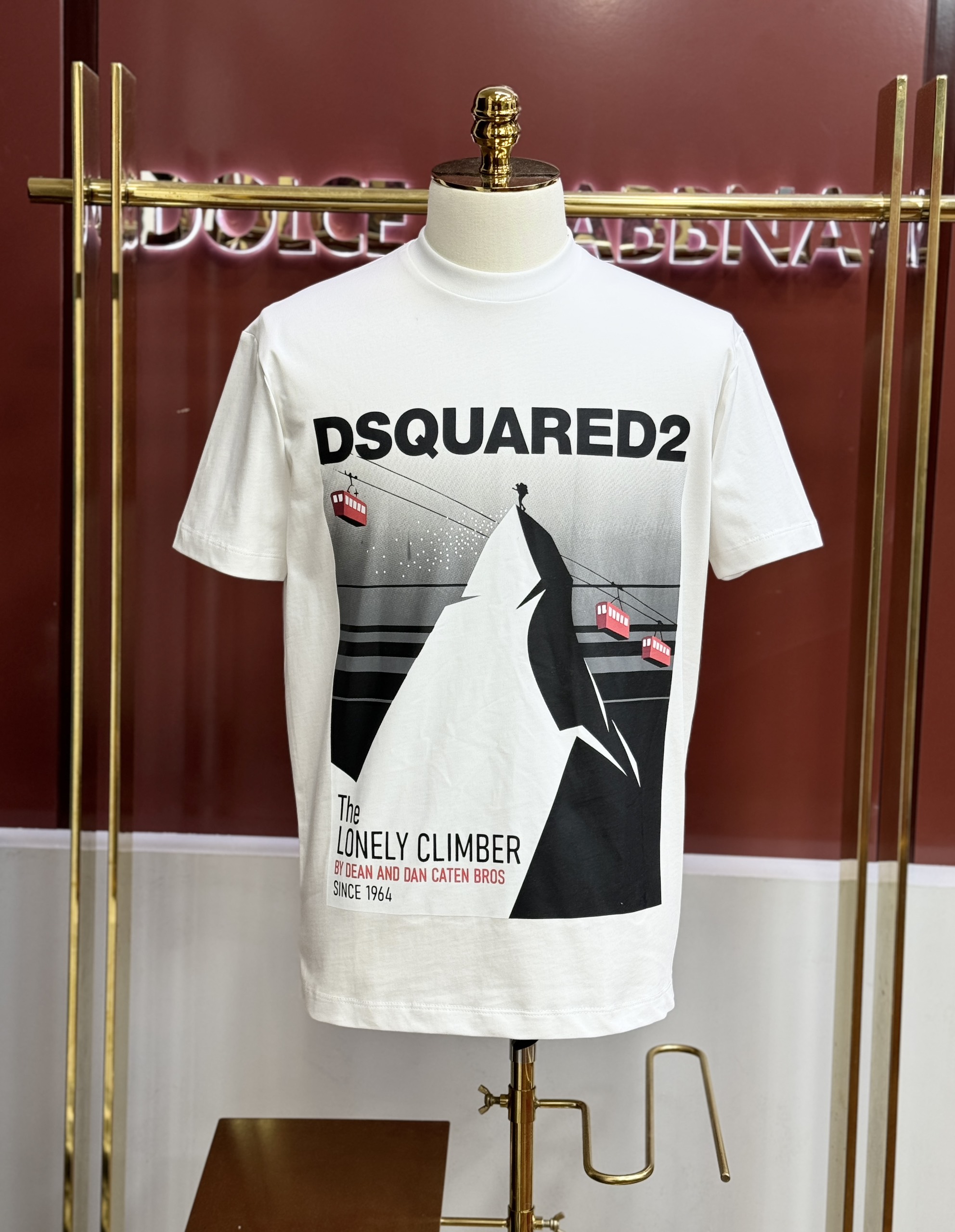 Áo phông T shirt Dsquared2 DSQ Lonely Climber Like Auth S-XL CD