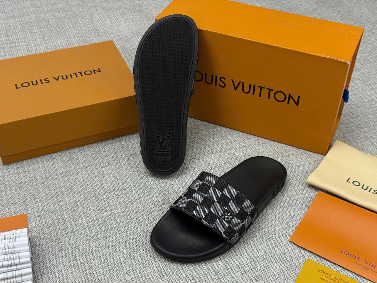 Dép lê Louis Vuitton LV quai vải họa tiết Caro Like Auth 38-43 LK
