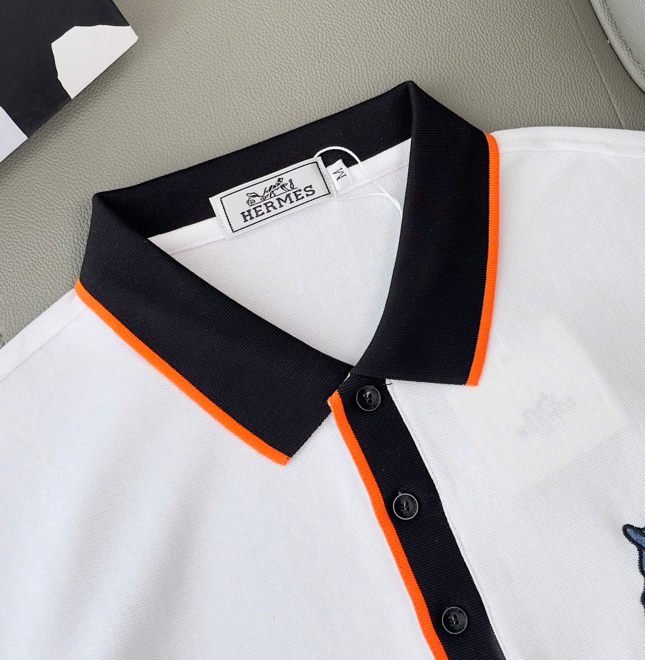 Áo polo Hermes HM check cổ logo thêu đầu Ngựa ngực Like Auth M-XXL DDT\TRẮNG