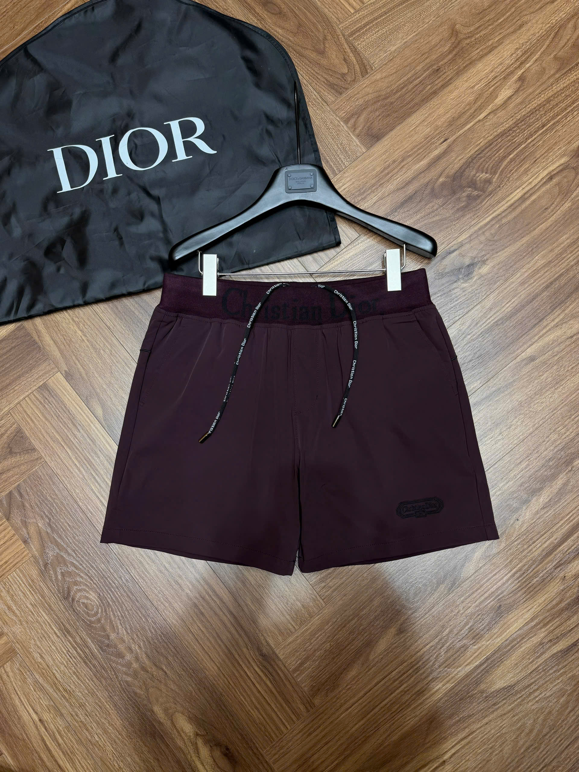 Quần short đùi gió Dior CD logo bo cạp tag đùi Like Auth S-XL MK