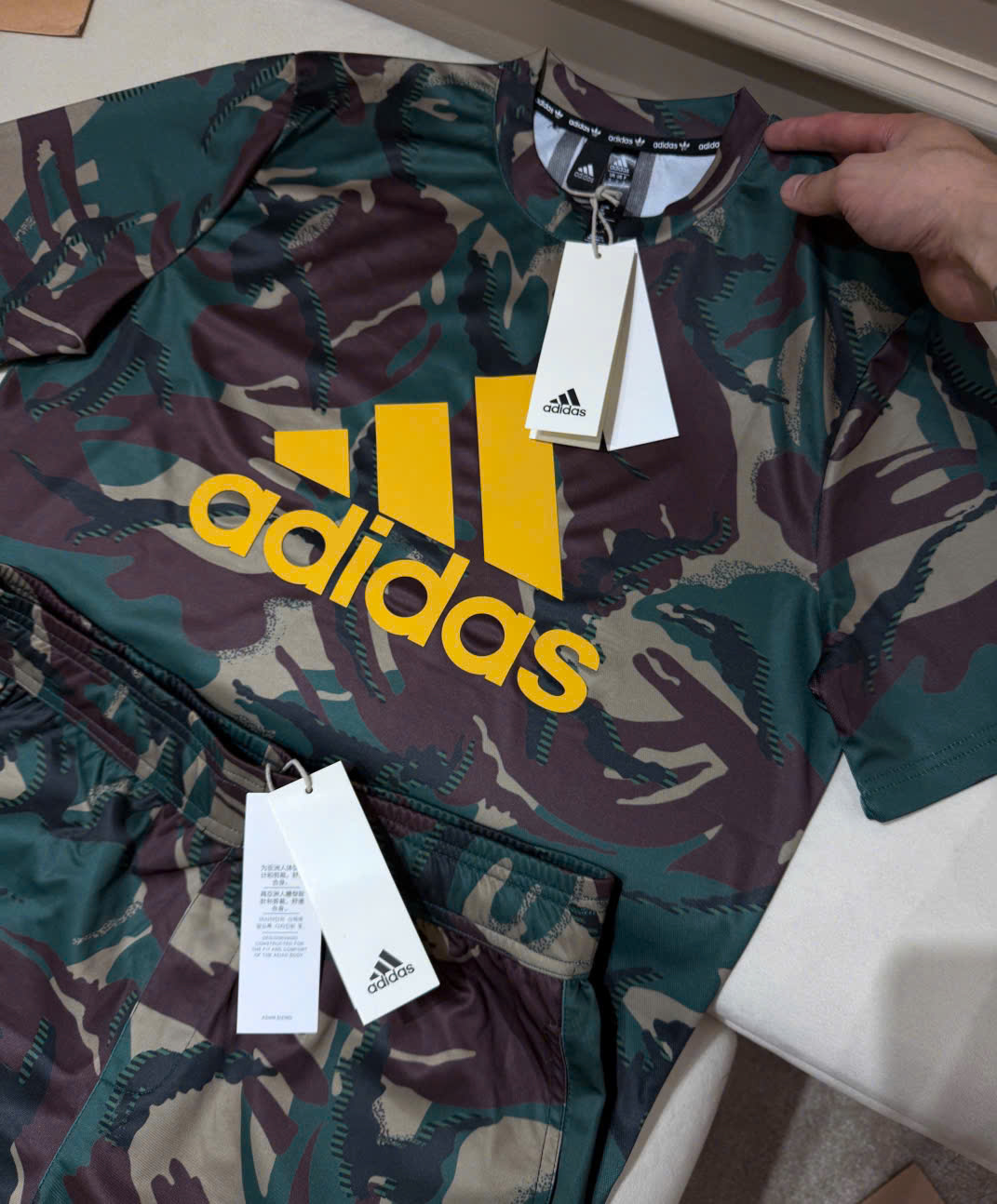 Set bộ thể thao hè Adidas thun lạnh dằn di Camo logo đùi ngực Like Auth XS-L LK