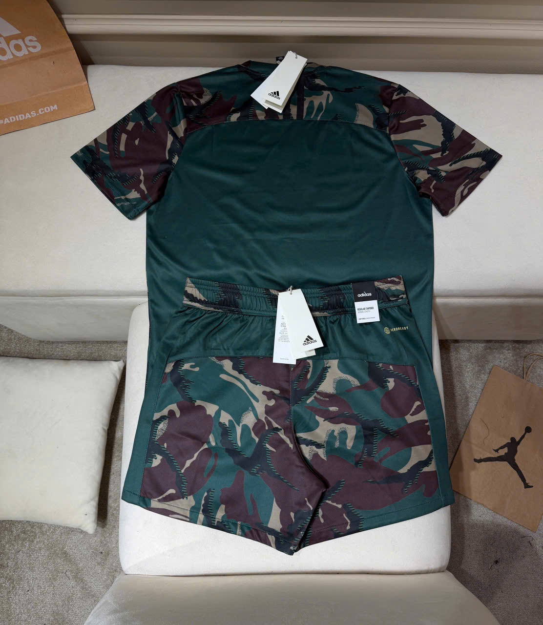 Set bộ thể thao hè Adidas thun lạnh dằn di Camo logo đùi ngực Like Auth XS-L LK
