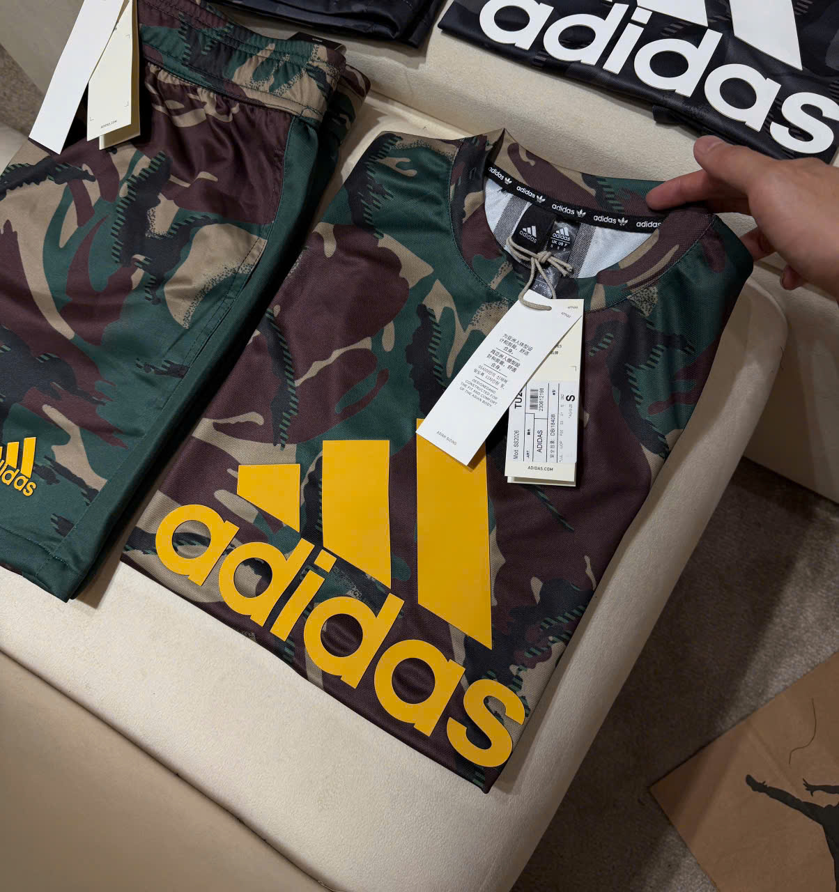 Set bộ thể thao hè Adidas thun lạnh dằn di Camo logo đùi ngực Like Auth XS-L LK