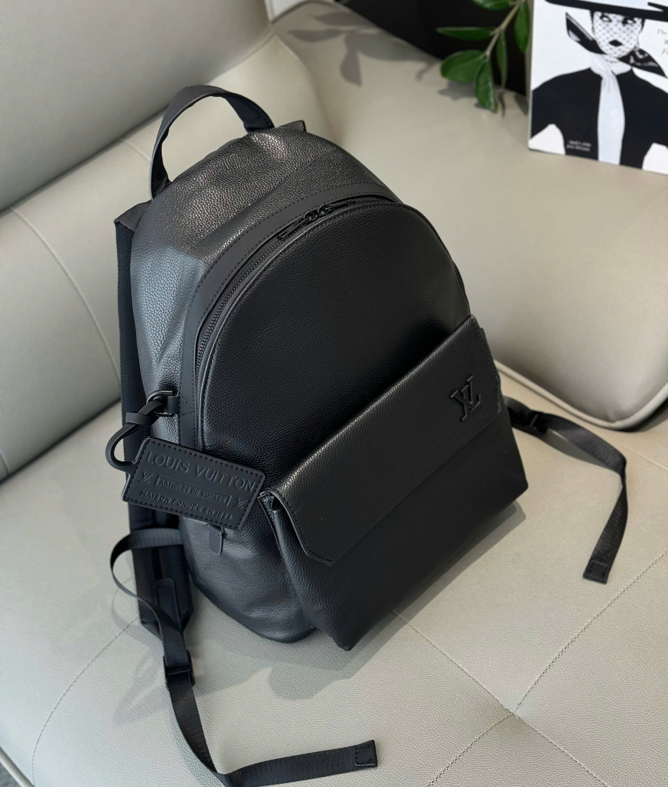 Balo Louis Vuitton LV Takeoff Backpack Đen sần nắp gập Like Auth 42x28x21 DDT
