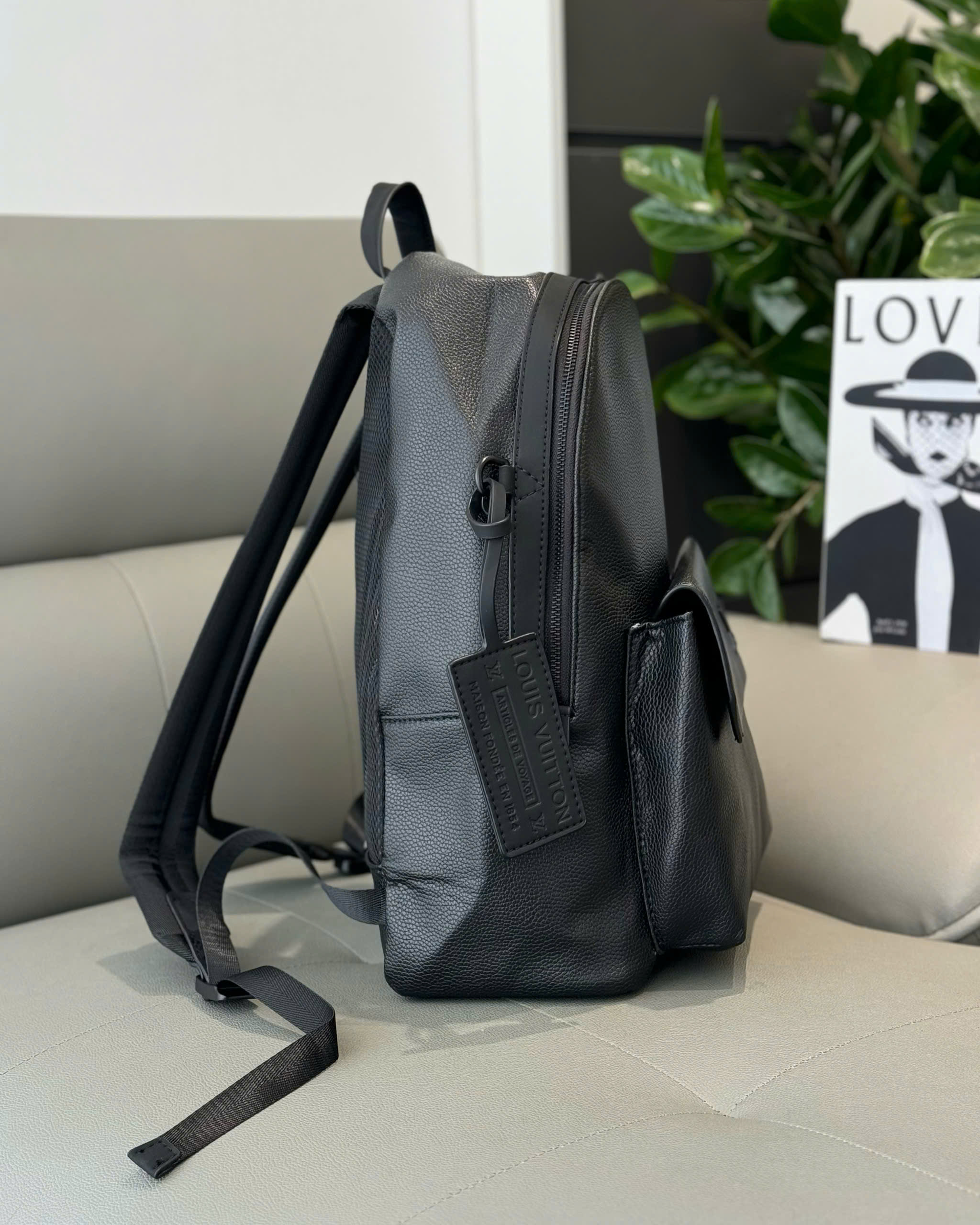 Balo Louis Vuitton LV Takeoff Backpack Đen sần nắp gập Like Auth 42x28x21 DDT