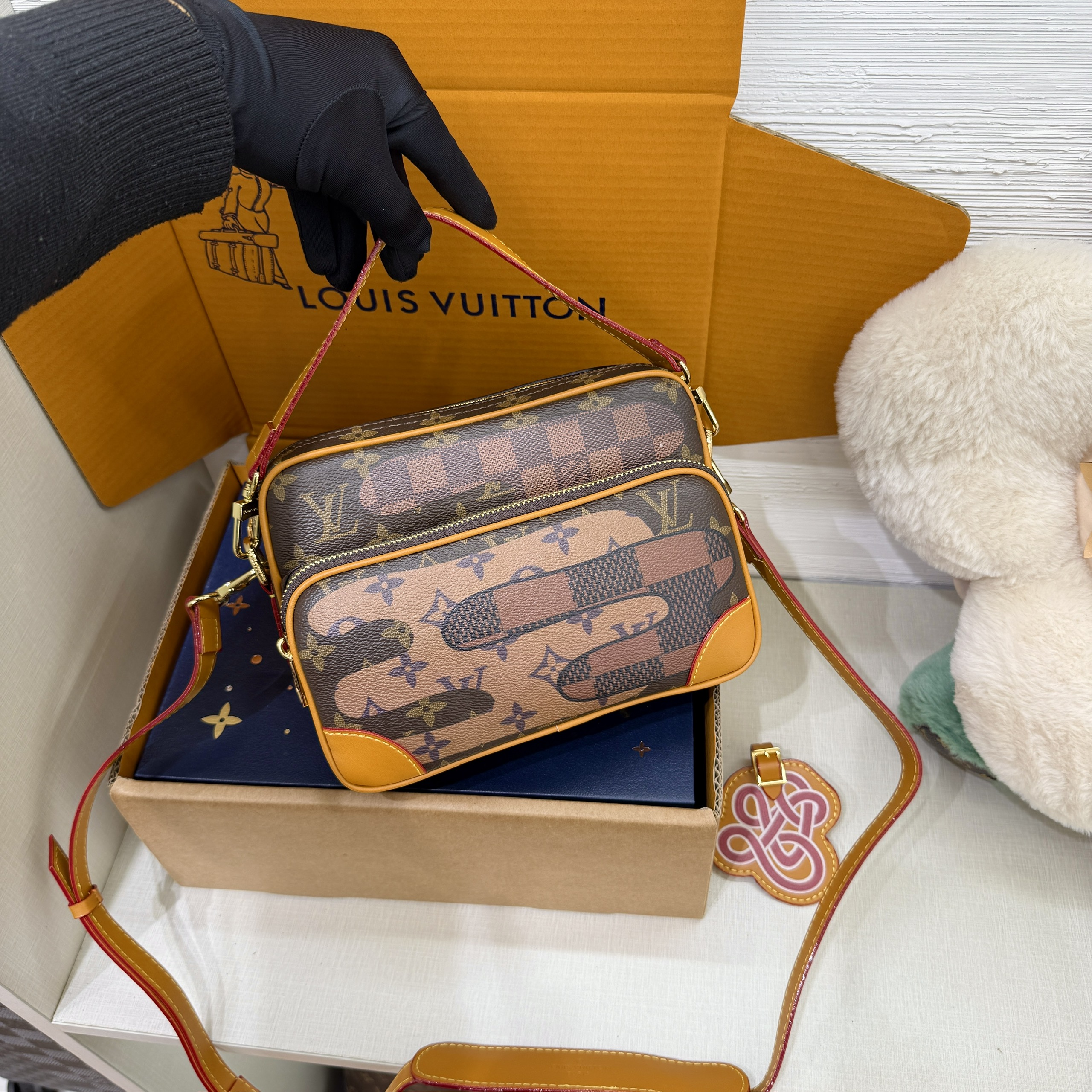 Túi đeo chéo Clutch Louis Vuitton LV Nâu Monogram Caro Archive 2in1 Like Auth 1-1 on web 25x18x11 PLD