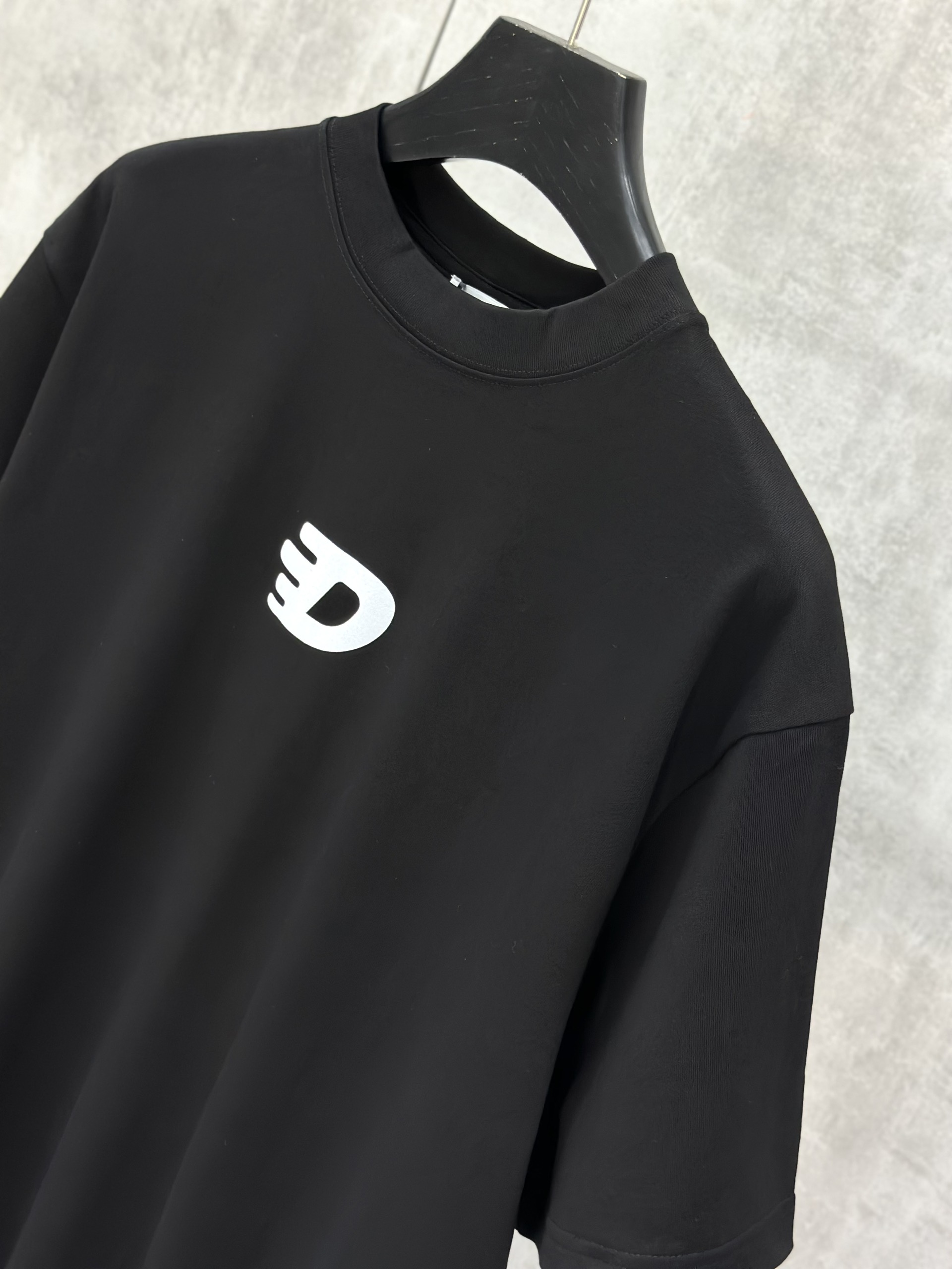 Áo phông T shirt Caras Dont Wait new 2026 Like Auth S-XL VTN