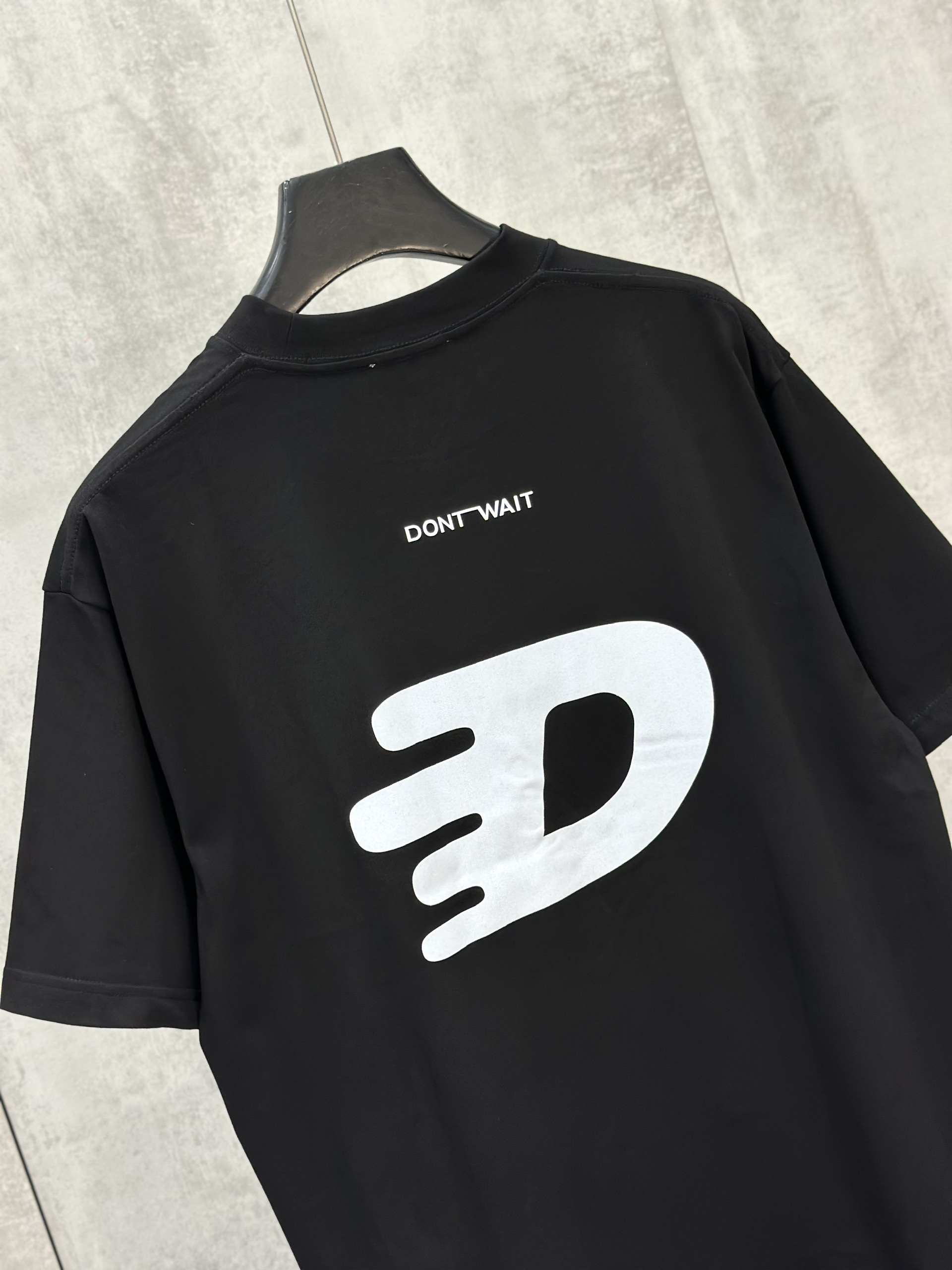 Áo phông T shirt Caras Dont Wait new 2026 Like Auth S-XL VTN