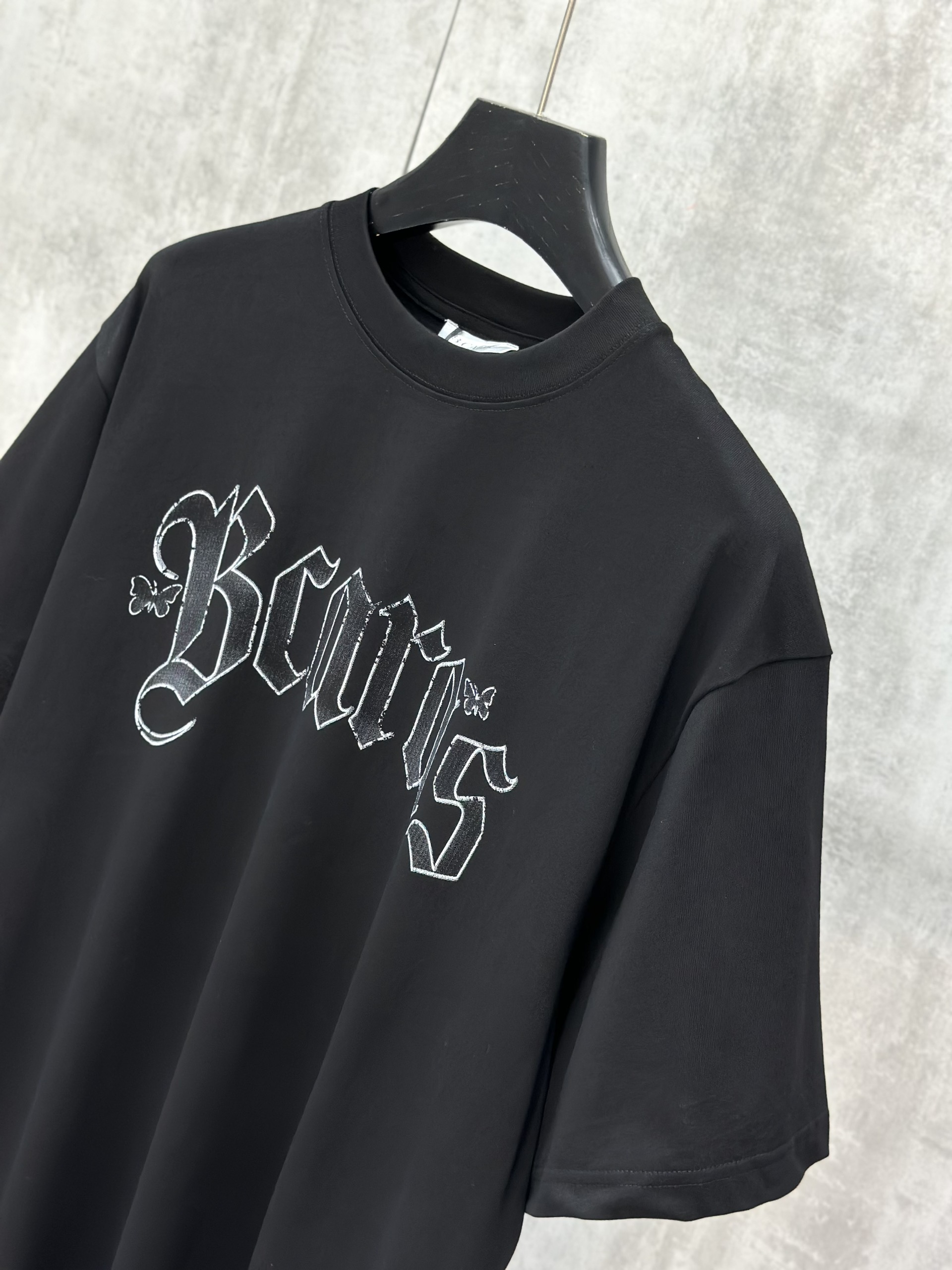 Áo phông T shirt Caras Escape new 2026 Like Auth S-XL VTN