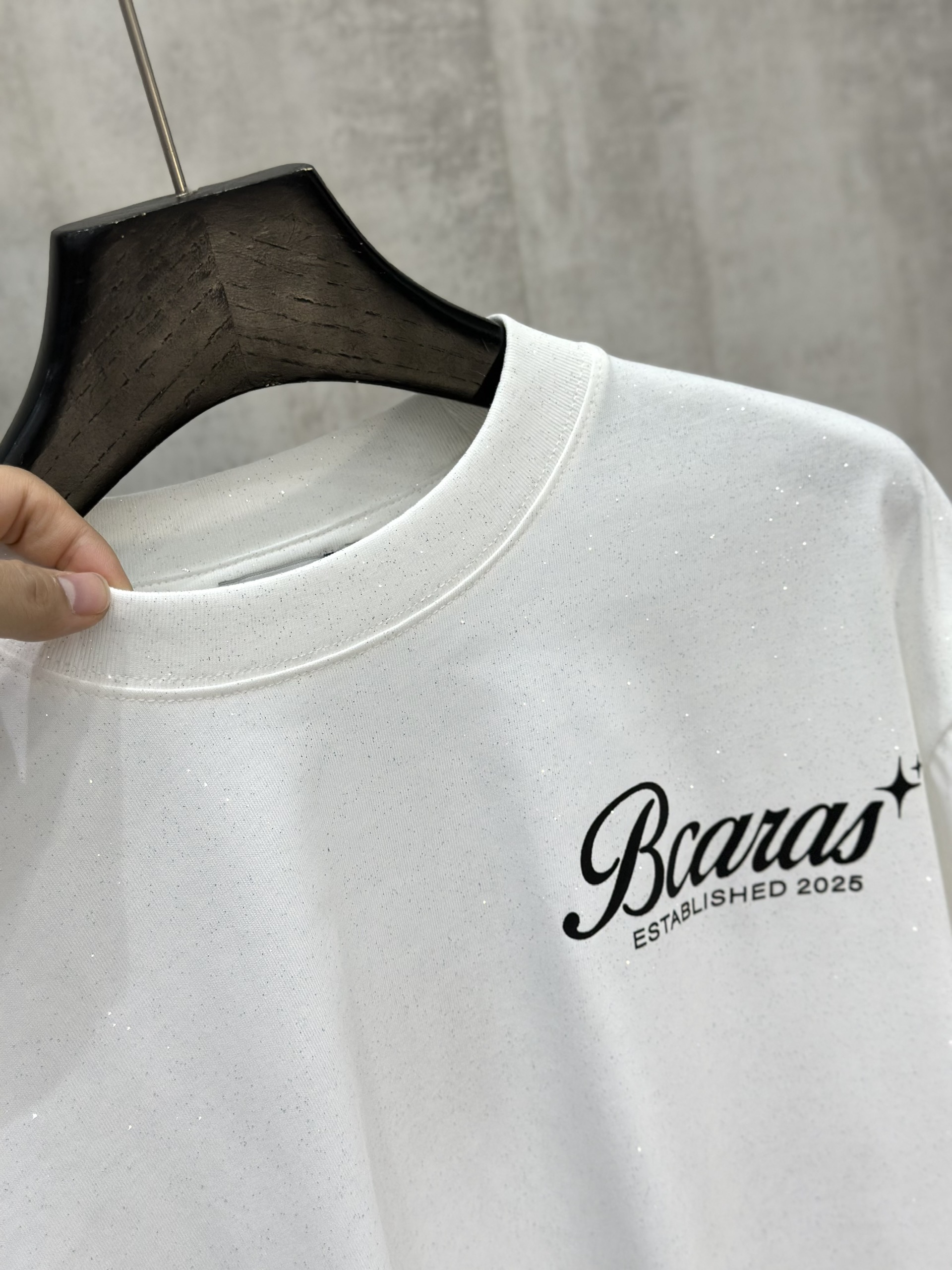 Áo phông T shirt Caras Established new 2026 Like Auth S-XL VTN