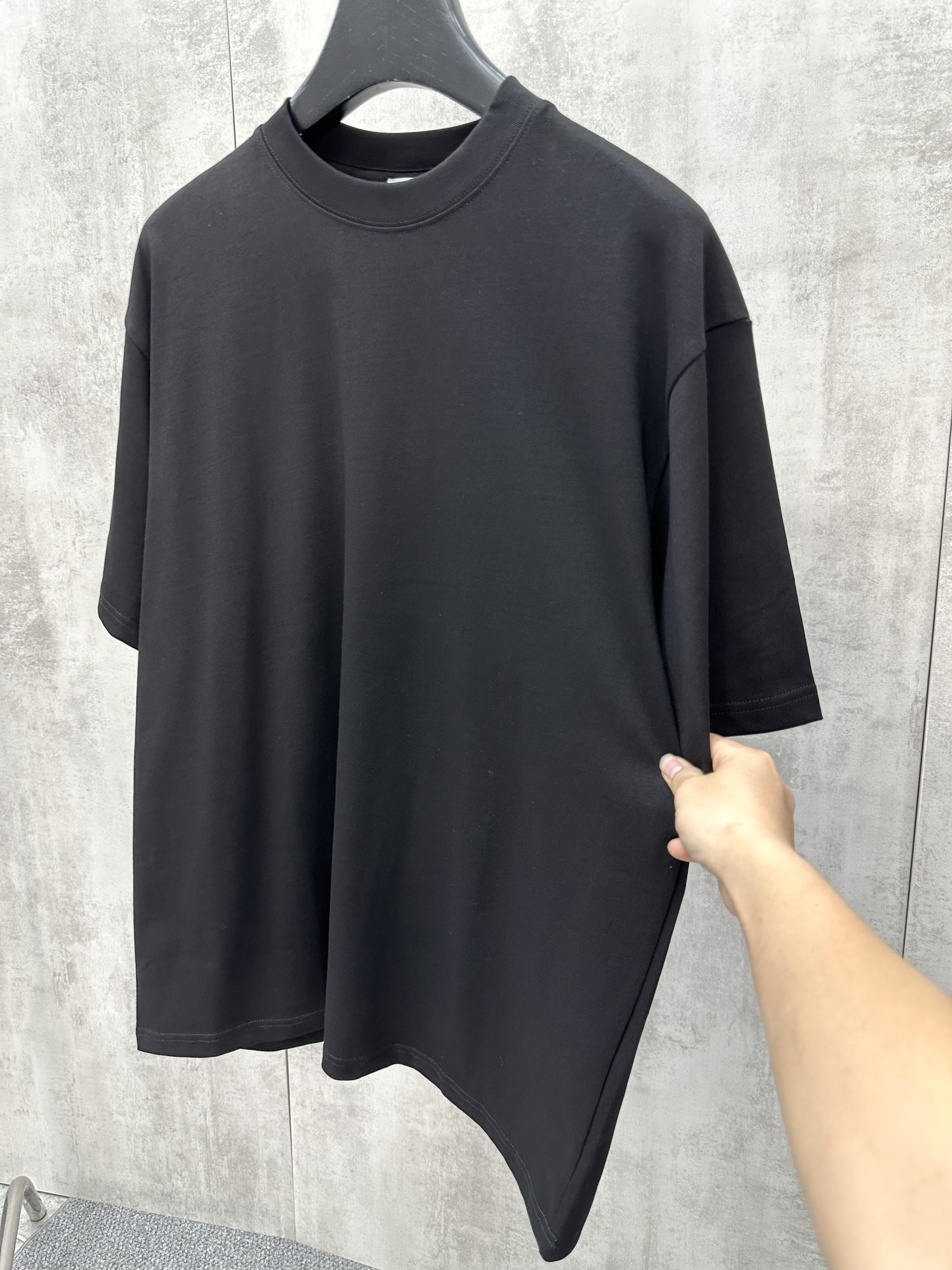 Áo phông T shirt Caras Feed Your Focus new 2026 Like Auth S-XL VTN