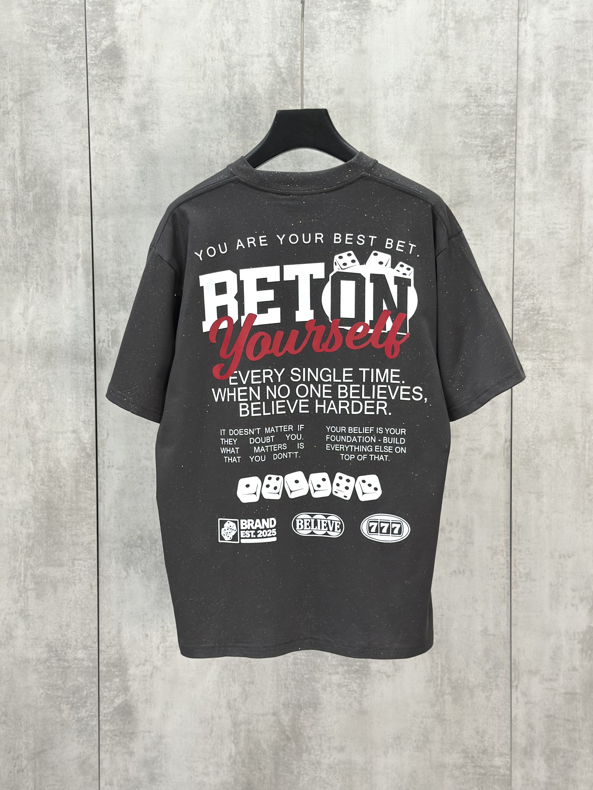 Áo phông T shirt Caras Xám bụi sơn new 2026 Like Auth S-XL VTN