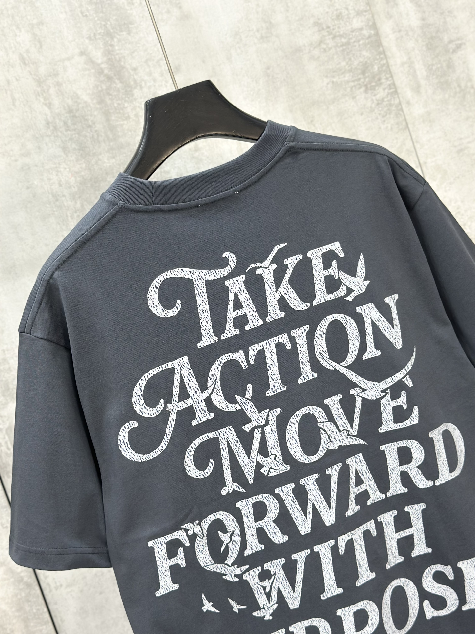 Áo phông T shirt Caras Xám logo lưng ngực new 2026 Like Auth S-XL VTN