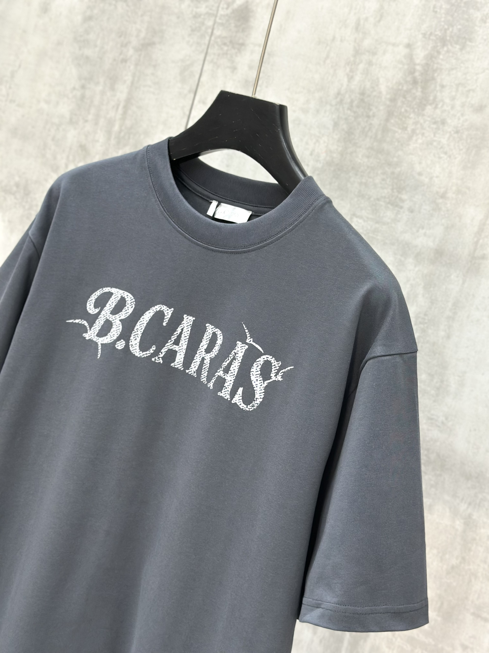 Áo phông T shirt Caras Xám logo lưng ngực new 2026 Like Auth S-XL VTN