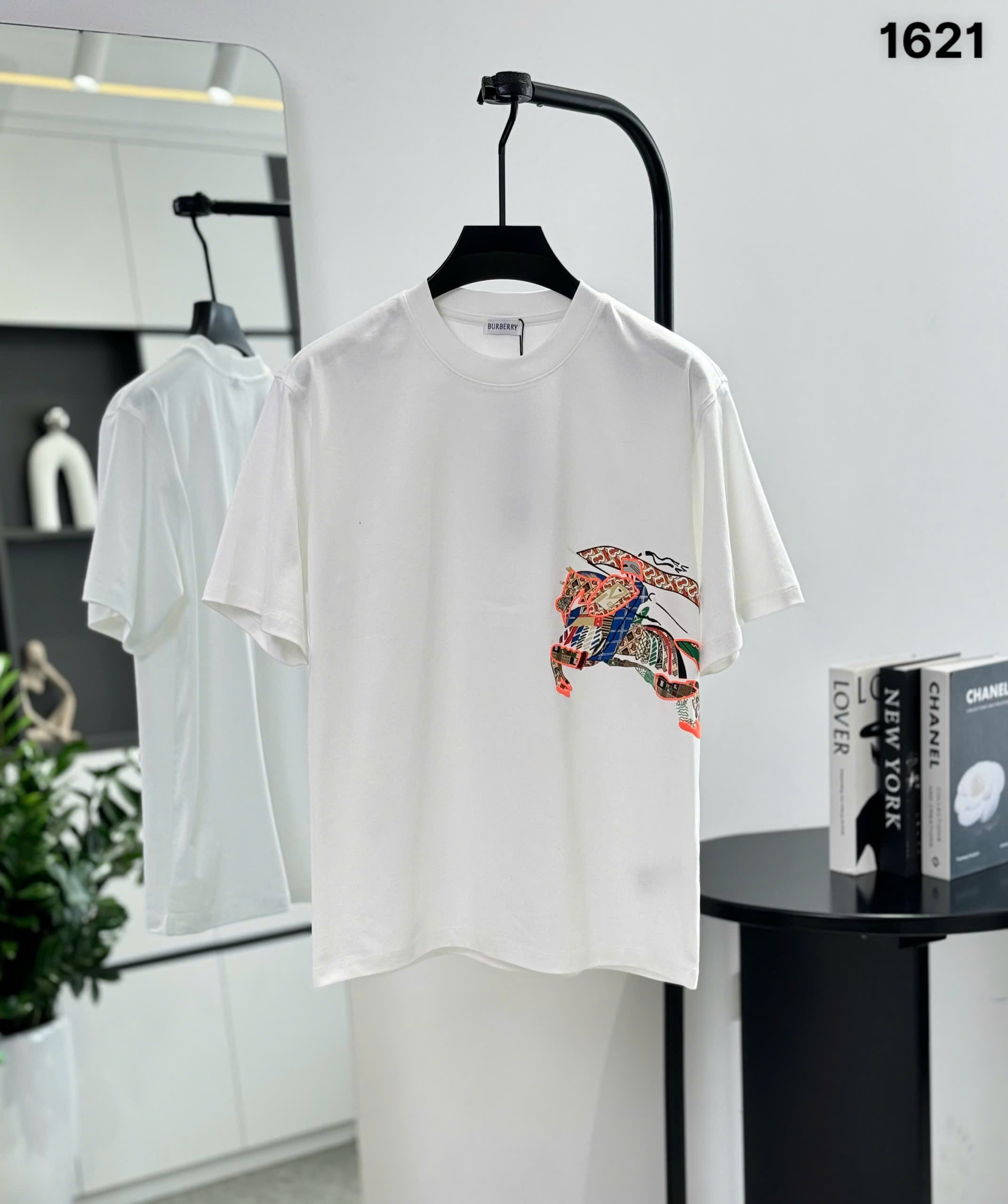 Áo phông T shirt Burberry BBR Kỵ Sỹ Ngựa Bay tag wash sườn thổ cẩm Like Auth S-L DDT\Trắng