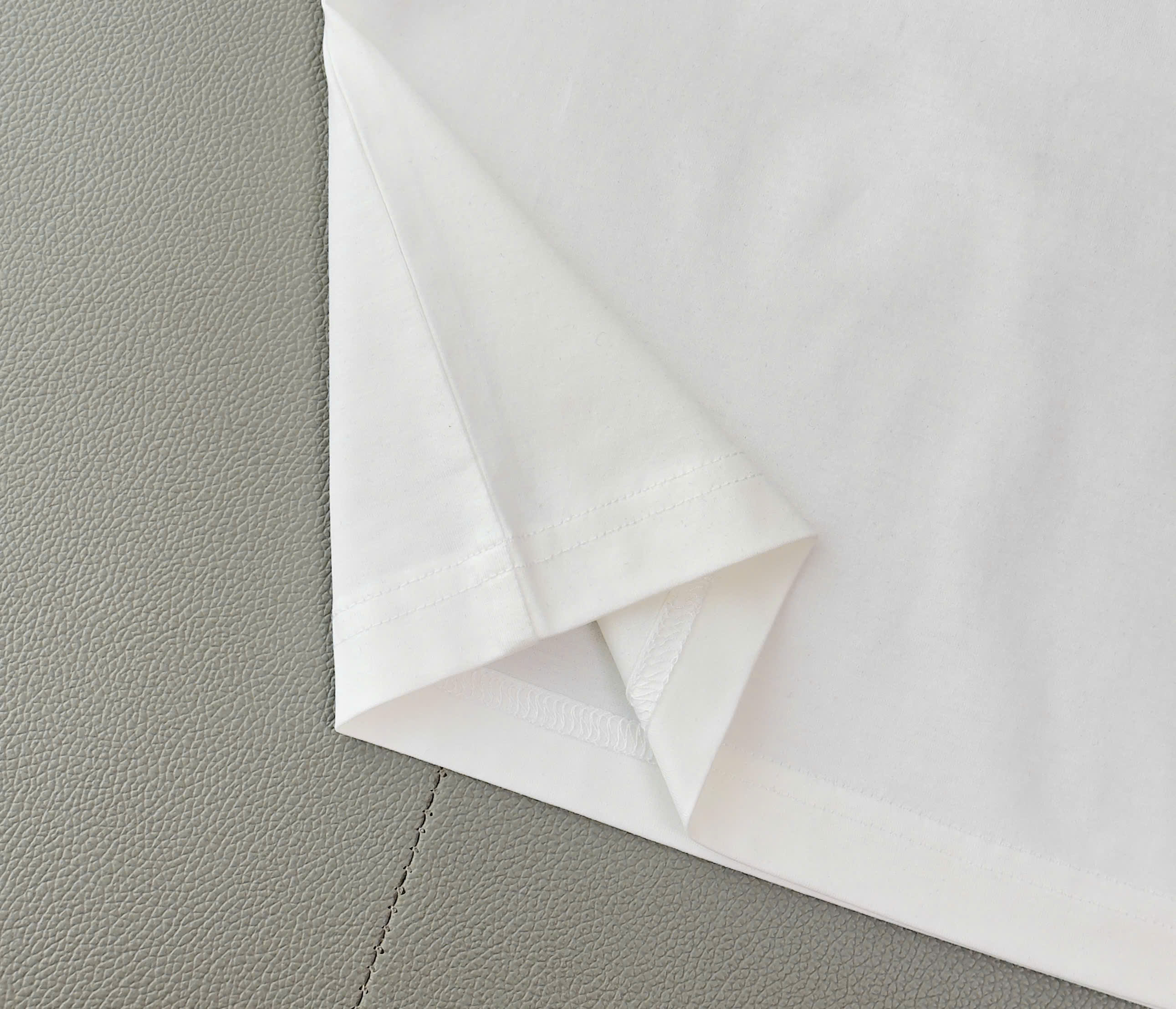 Áo phông T shirt Hermes HM họa tiết Ngựa hoa bay đính đá Like Auth S-XL DDT\Trắng