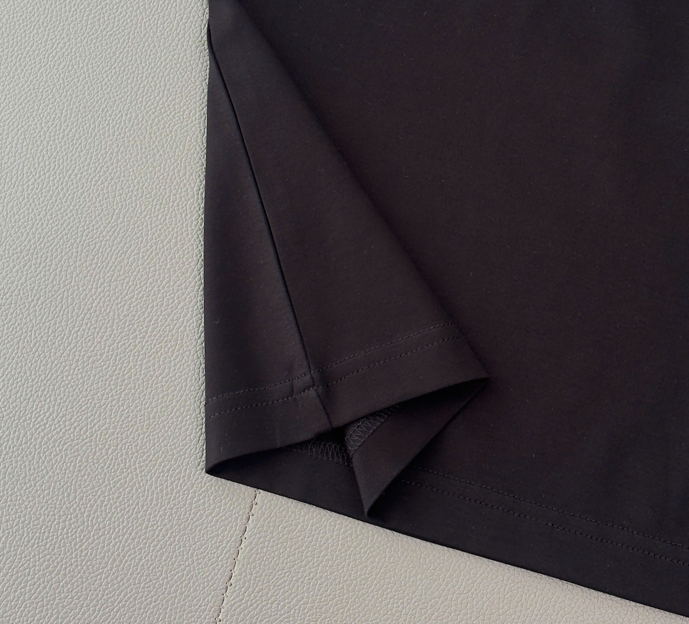 Áo phông T shirt Hermes HM logo chữ H tag da ngực Like Auth S-XL DDT\Đen