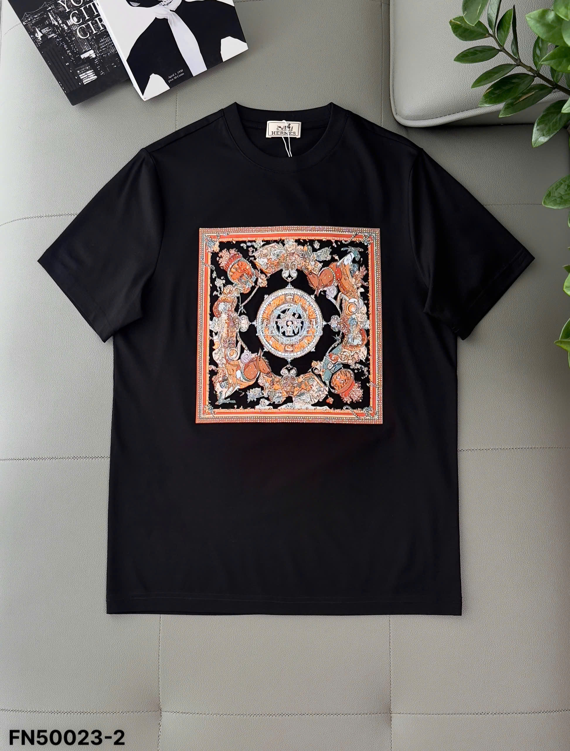 Áo phông T shirt Hermes HM wash ô vuông Cam ngực hình đính đá Like Auth S-XL DDT\Đen