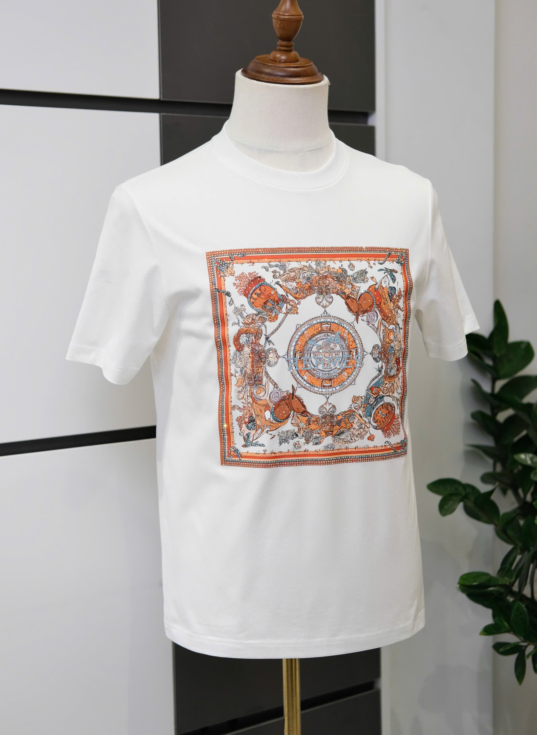 Áo phông T shirt Hermes HM wash ô vuông Cam ngực hình đính đá Like Auth S-XL DDT