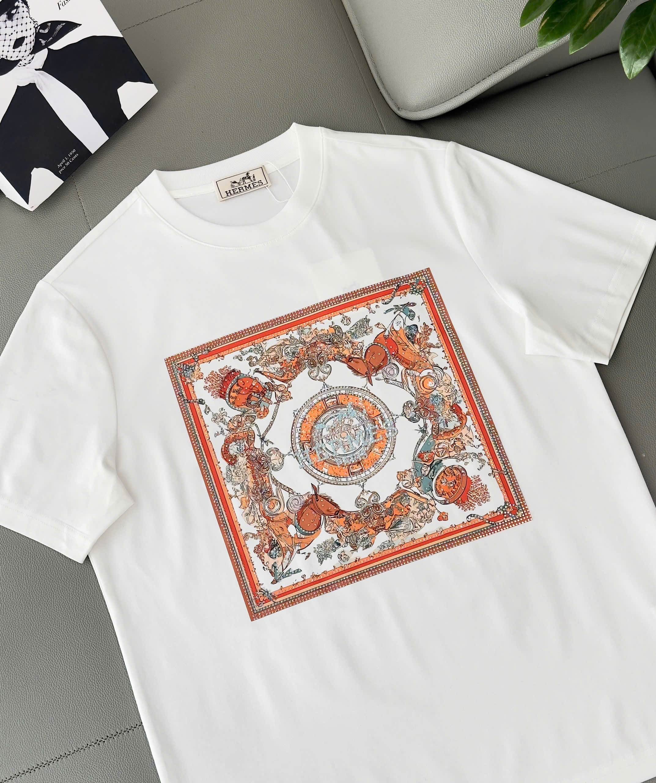 Áo phông T shirt Hermes HM wash ô vuông Cam ngực hình đính đá Like Auth S-XL DDT