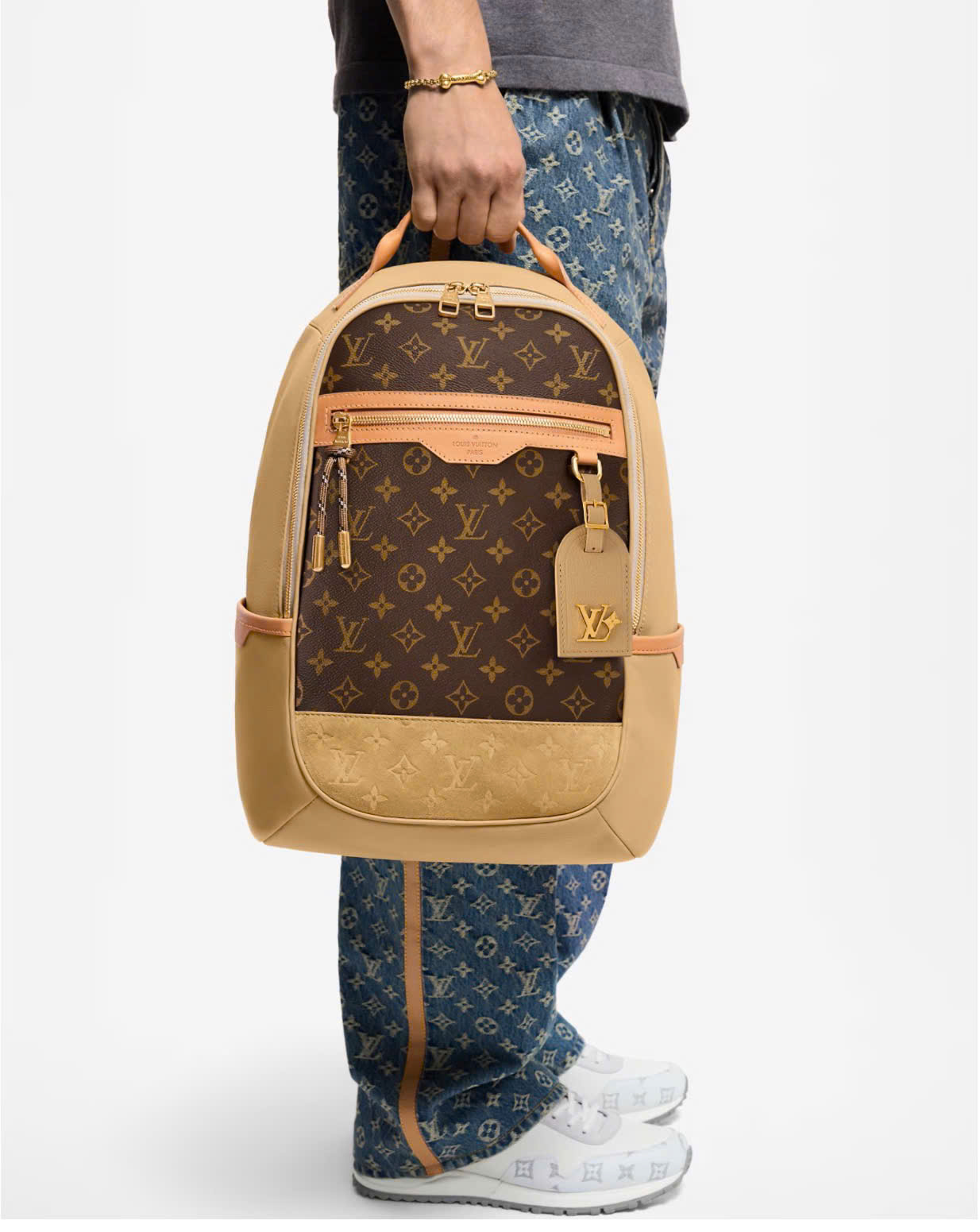Balo Louis Vuitton LV Outdoor Backpack Nâu Be phối da lộn Like Auth PLD