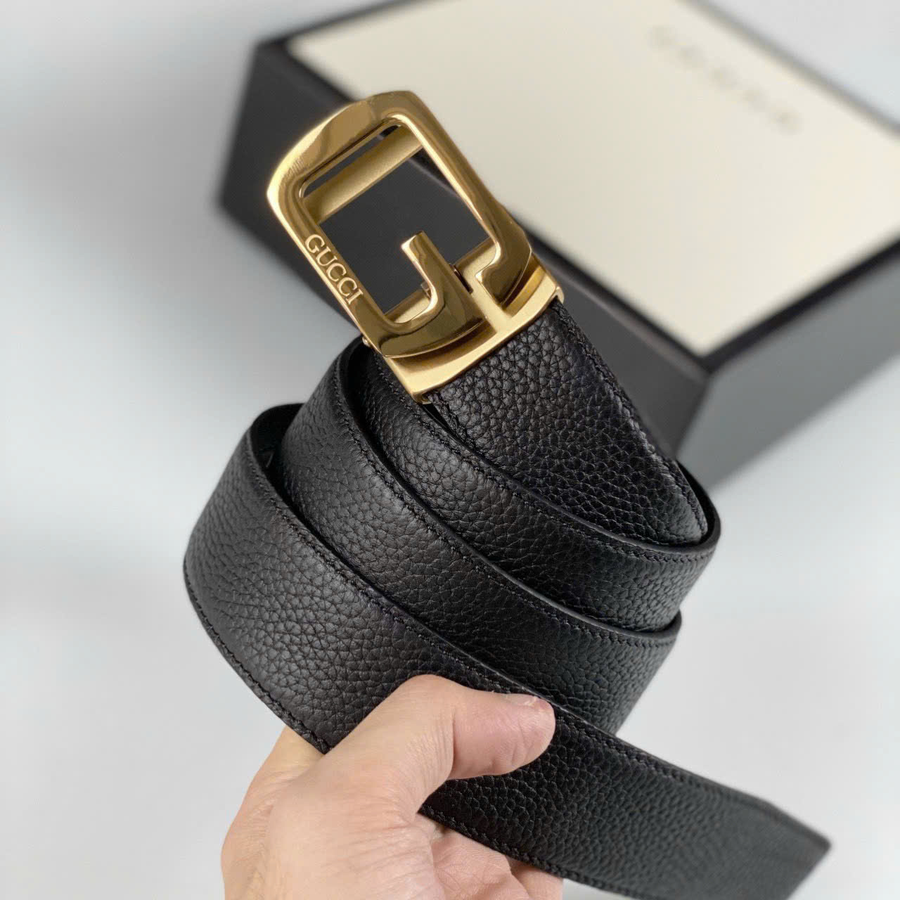 Thắt lưng dây nịt Gucci GC mặt khóa chữ G Vàng dây Đen Sần Like AUth 85-110 DDT