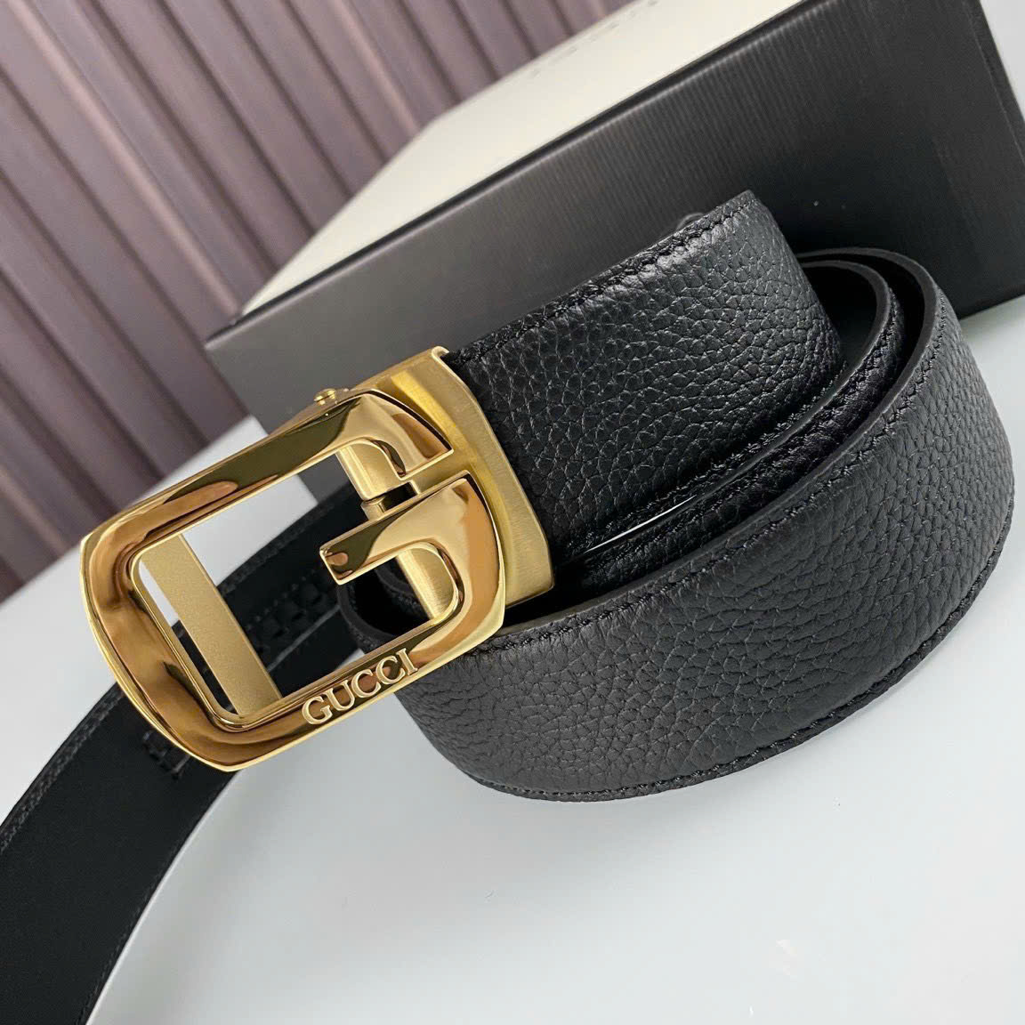 Thắt lưng dây nịt Gucci GC mặt khóa chữ G Vàng dây Đen Sần Like AUth 85-110 DDT