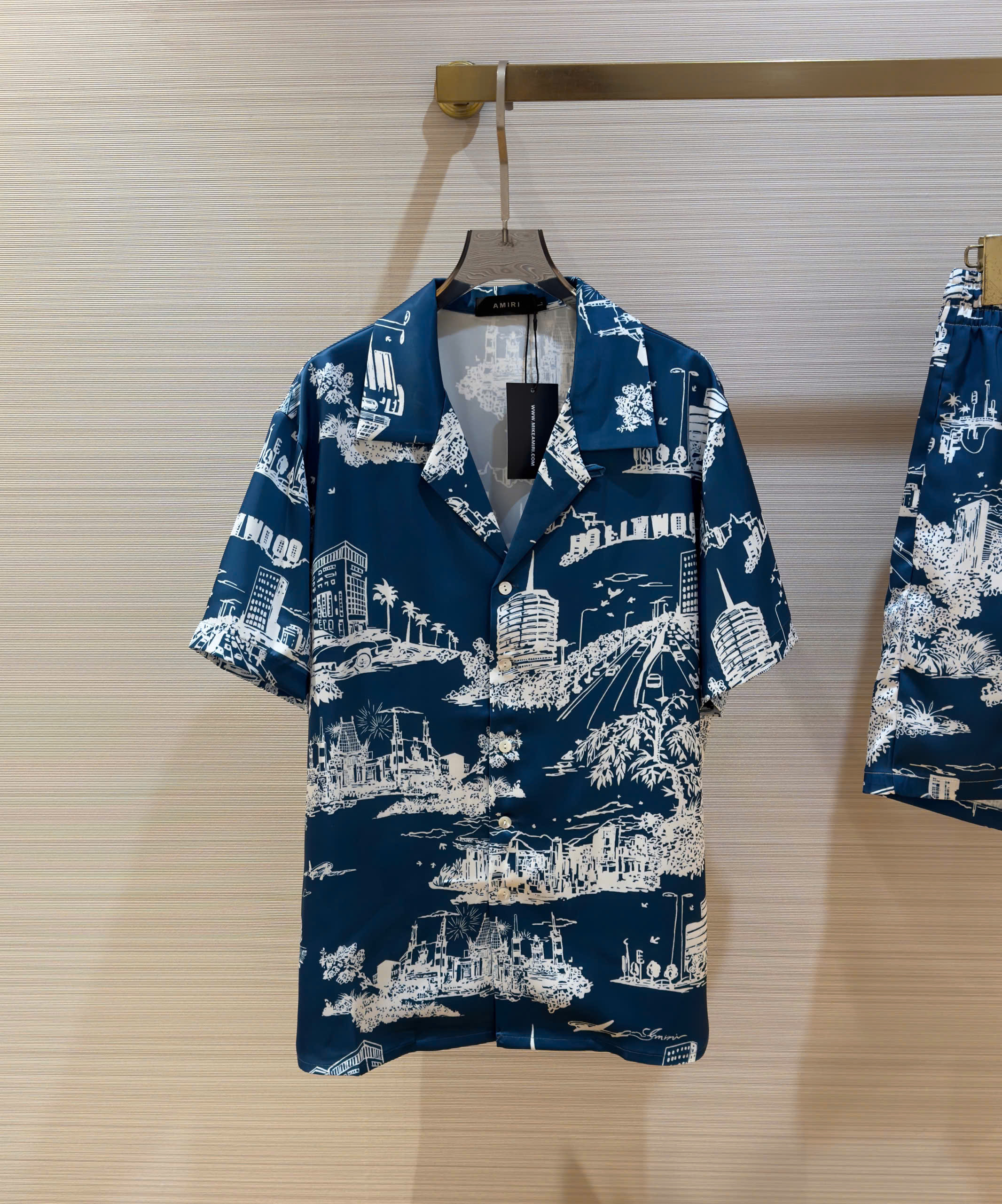 Bộ, Set lụa Amiri Xanh dương họa tiết tòa nhà Trắng Like Auth on web DDT