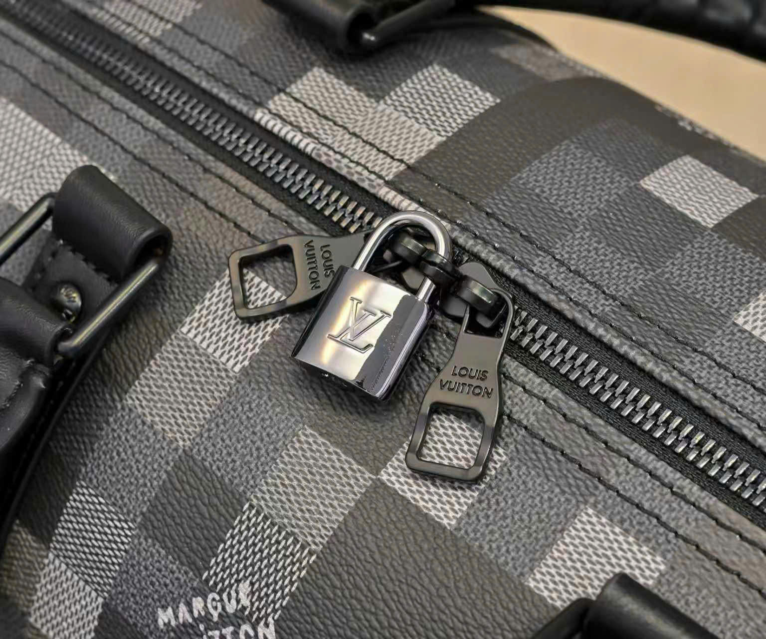 Túi trống du lịch Louis Vuitton LV Keepall Damoflage Black 50 bản 1-1 on web PLD