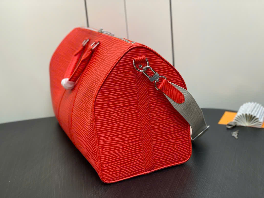 Túi trống Louis Vuitton Keepall Bandoulière Epi Red vân kẻ chiếu 50 bản 1-1 on web PLD