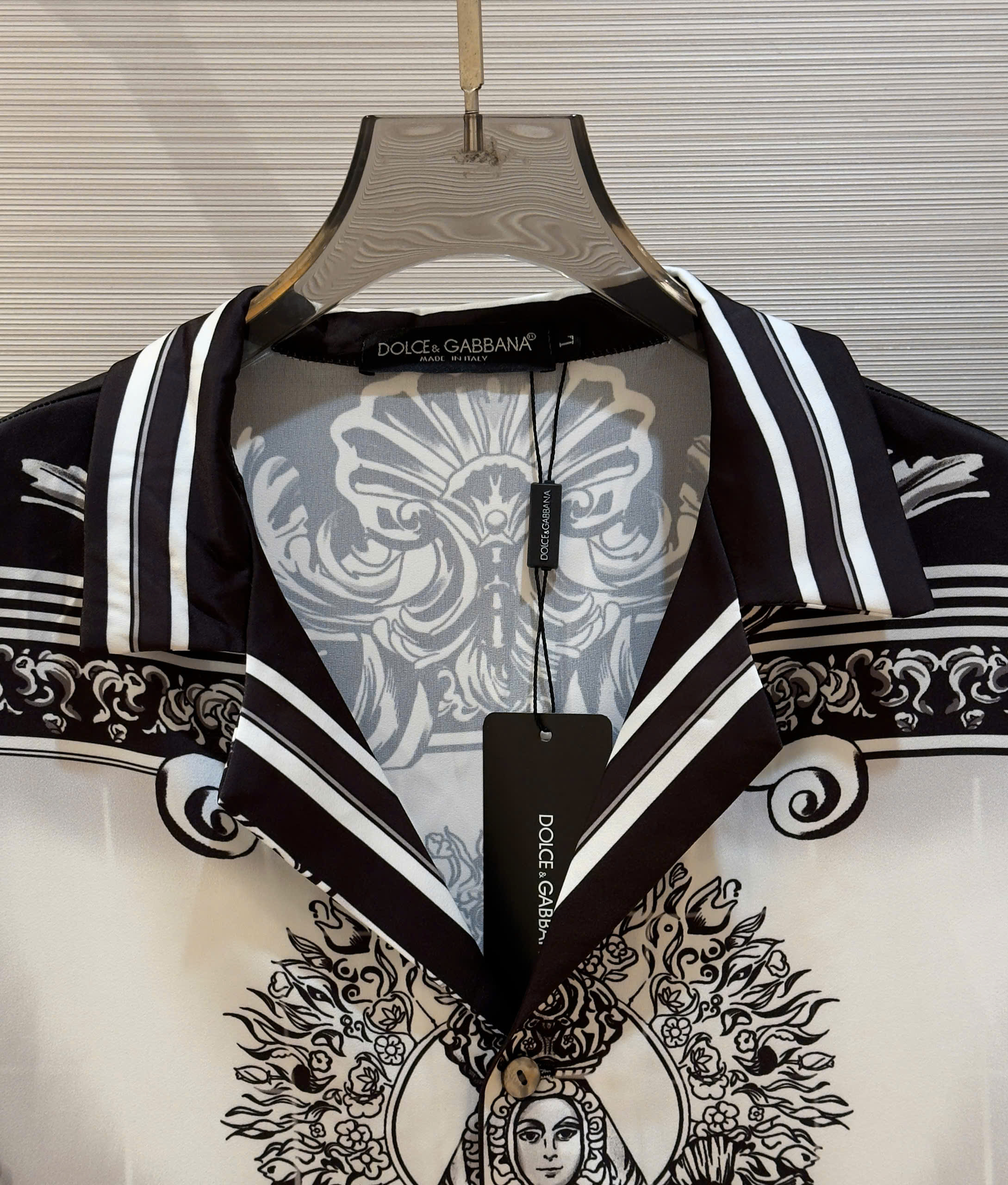 Bộ, Set lụa Dolce Gabbana DG Đen phối Trắng họa tiết quý tộc Like Auth on web DDT