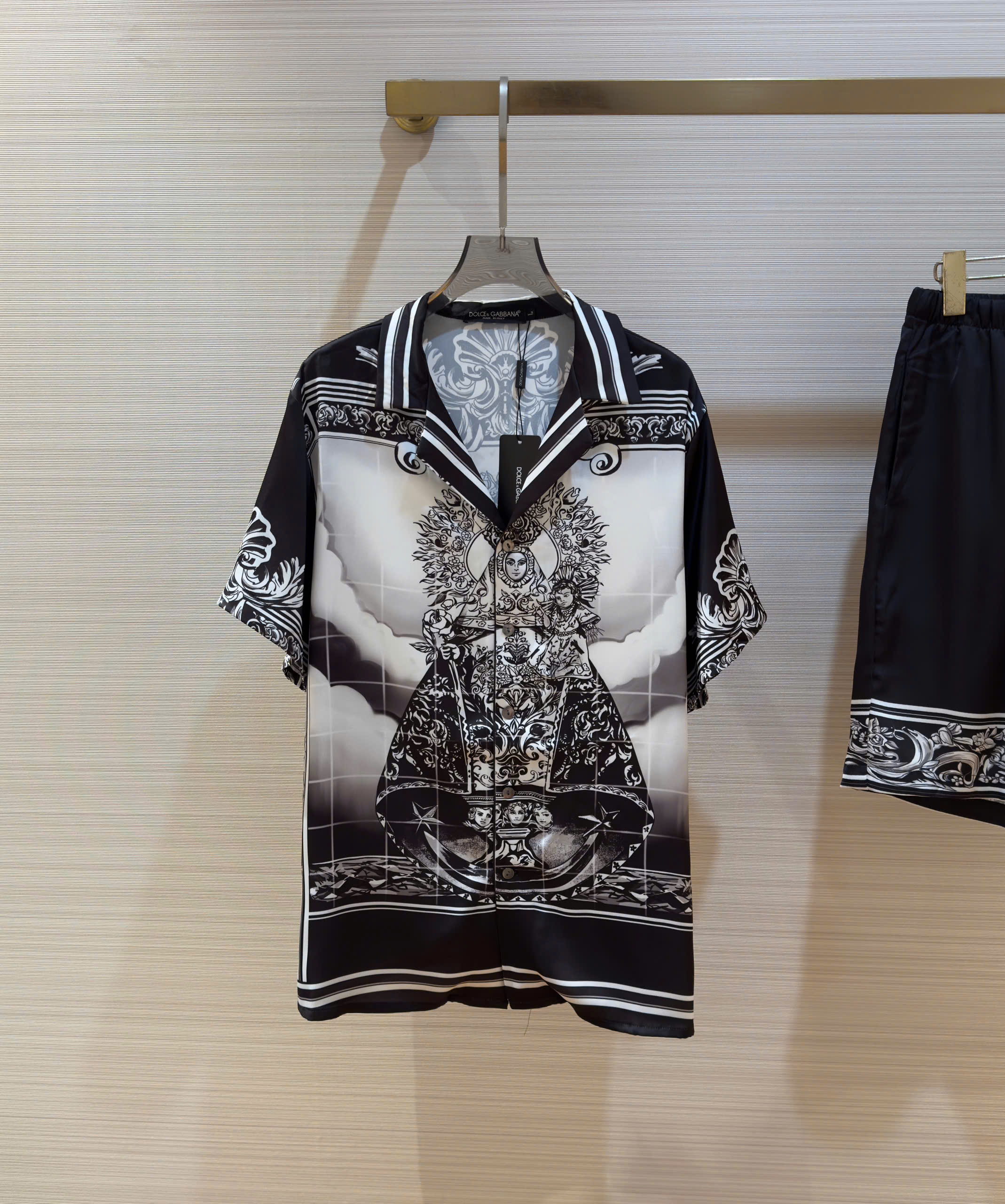 Bộ, Set lụa Dolce Gabbana DG Đen phối Trắng họa tiết quý tộc Like Auth on web DDT