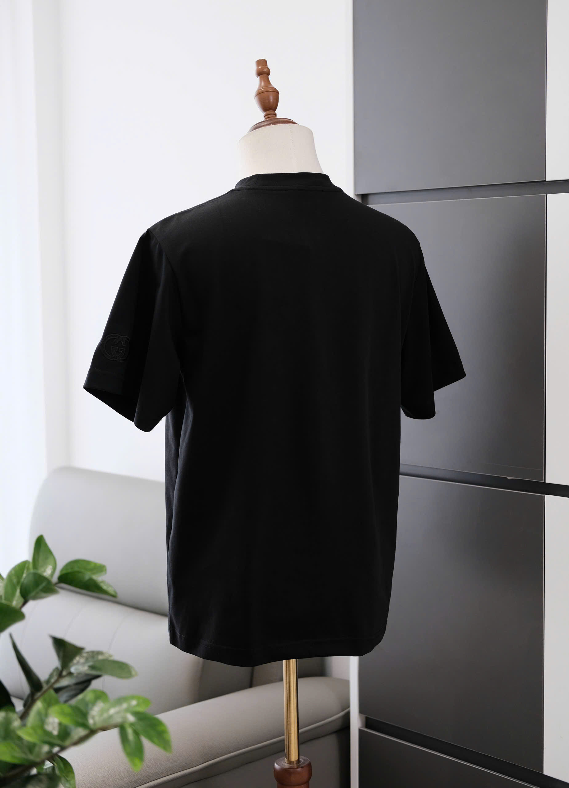 Áo phông T shirt Gucci GC logo thêu check cổ tag tay Like Auth S-L DDT\Đen