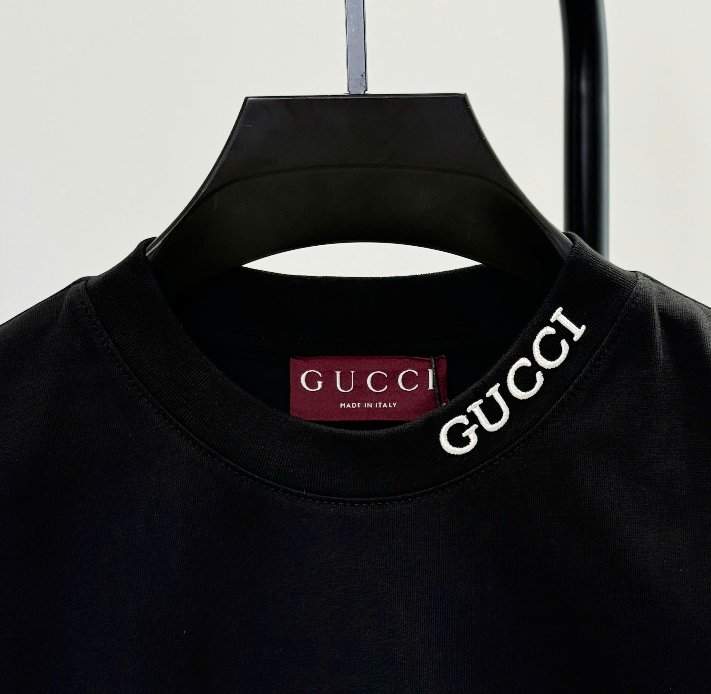Áo phông T shirt Gucci GC logo thêu check cổ tag tay Like Auth S-L DDT\Đen