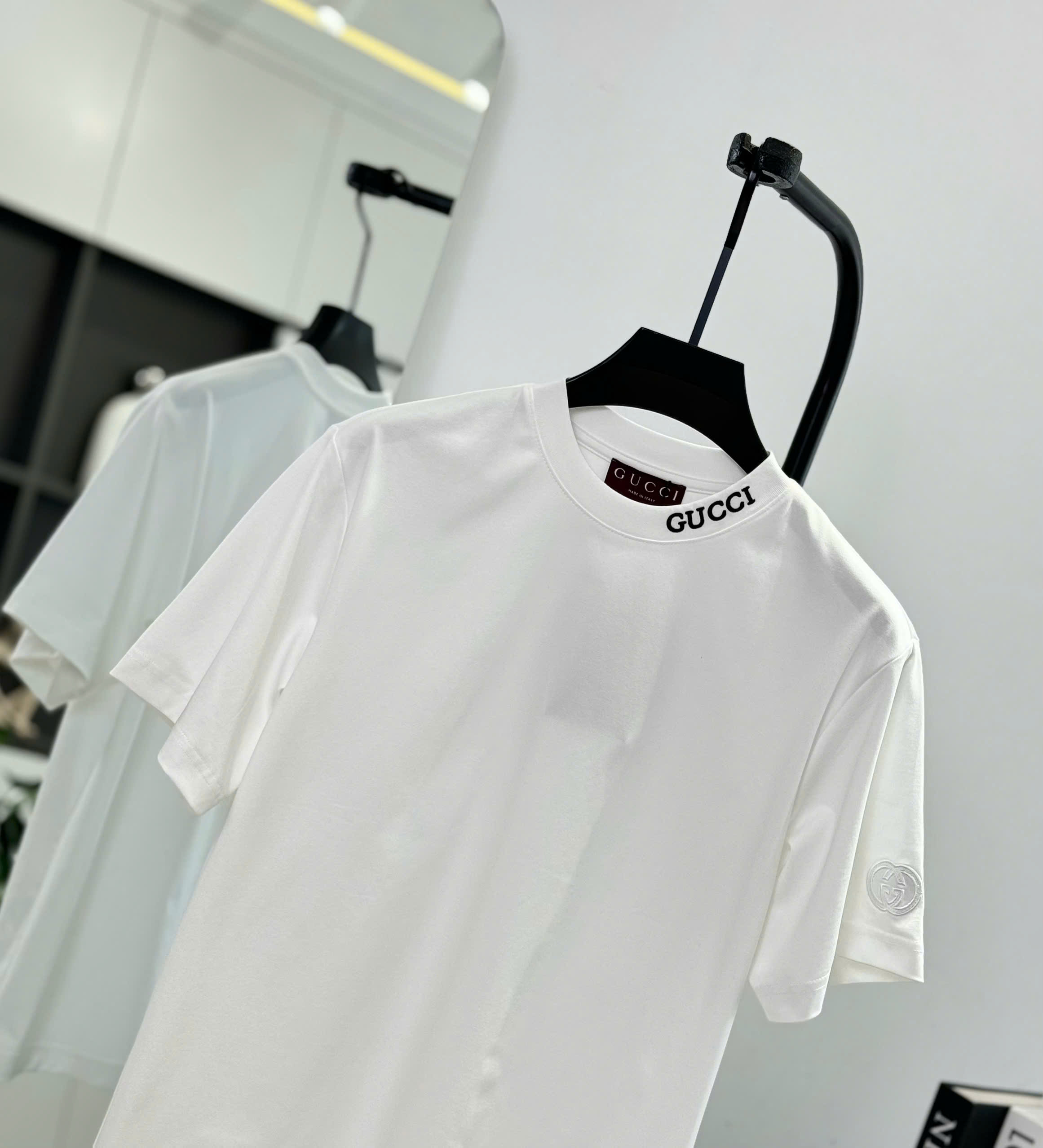 Áo phông T shirt Gucci GC logo thêu check cổ tag tay Like Auth S-L DDT/trắng