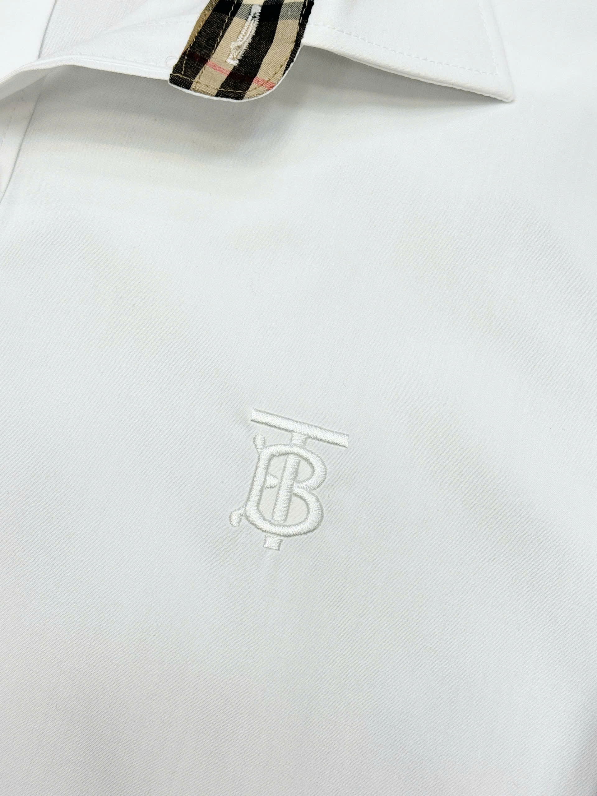 Áo sơ mi Burberry BBR logo thêu TB ngực check kẻ sọc tay cổ Like Auth S-XL CD