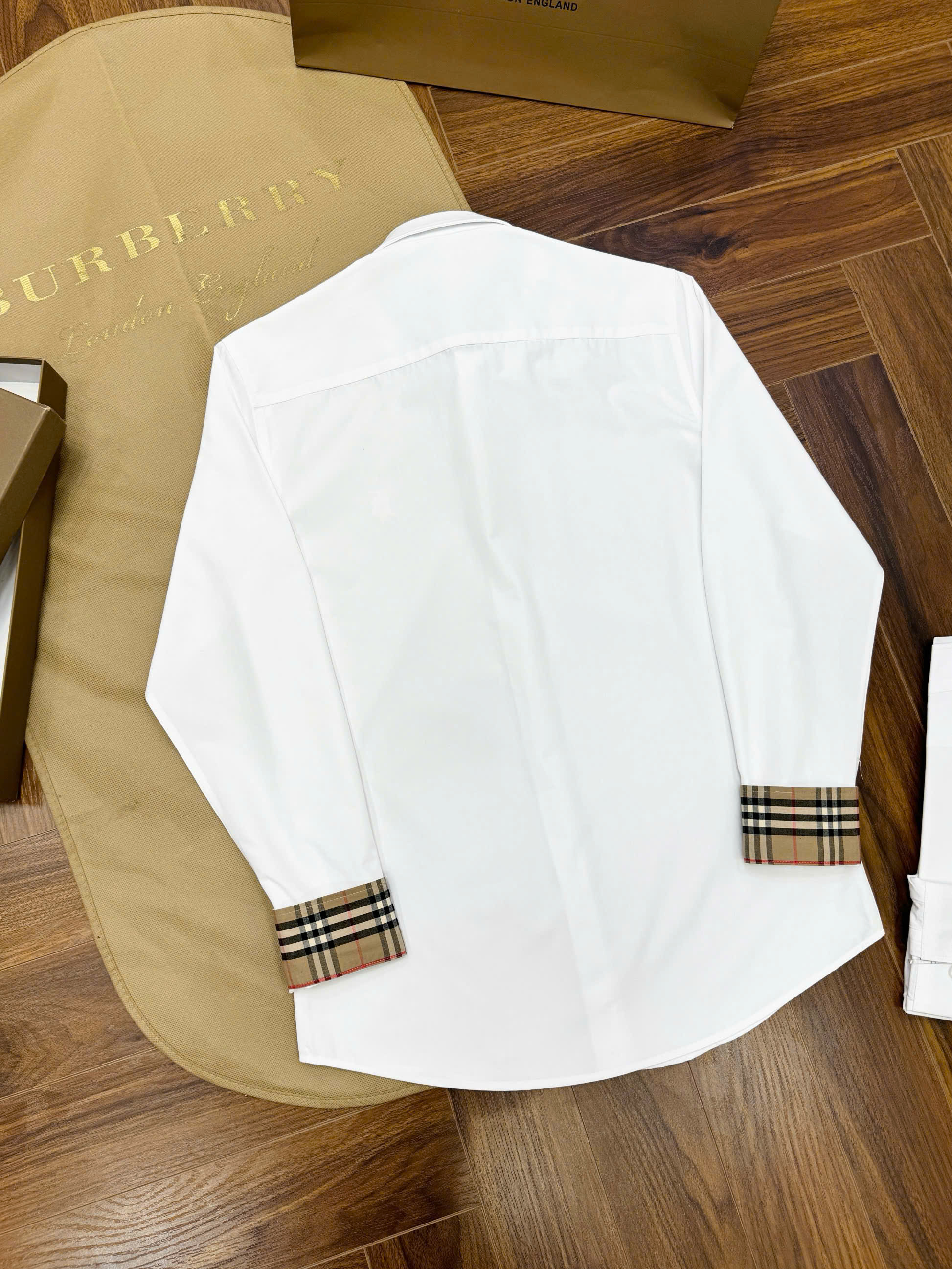 Áo sơ mi Burberry BBR logo thêu TB ngực check kẻ sọc tay cổ Like Auth S-XL CD