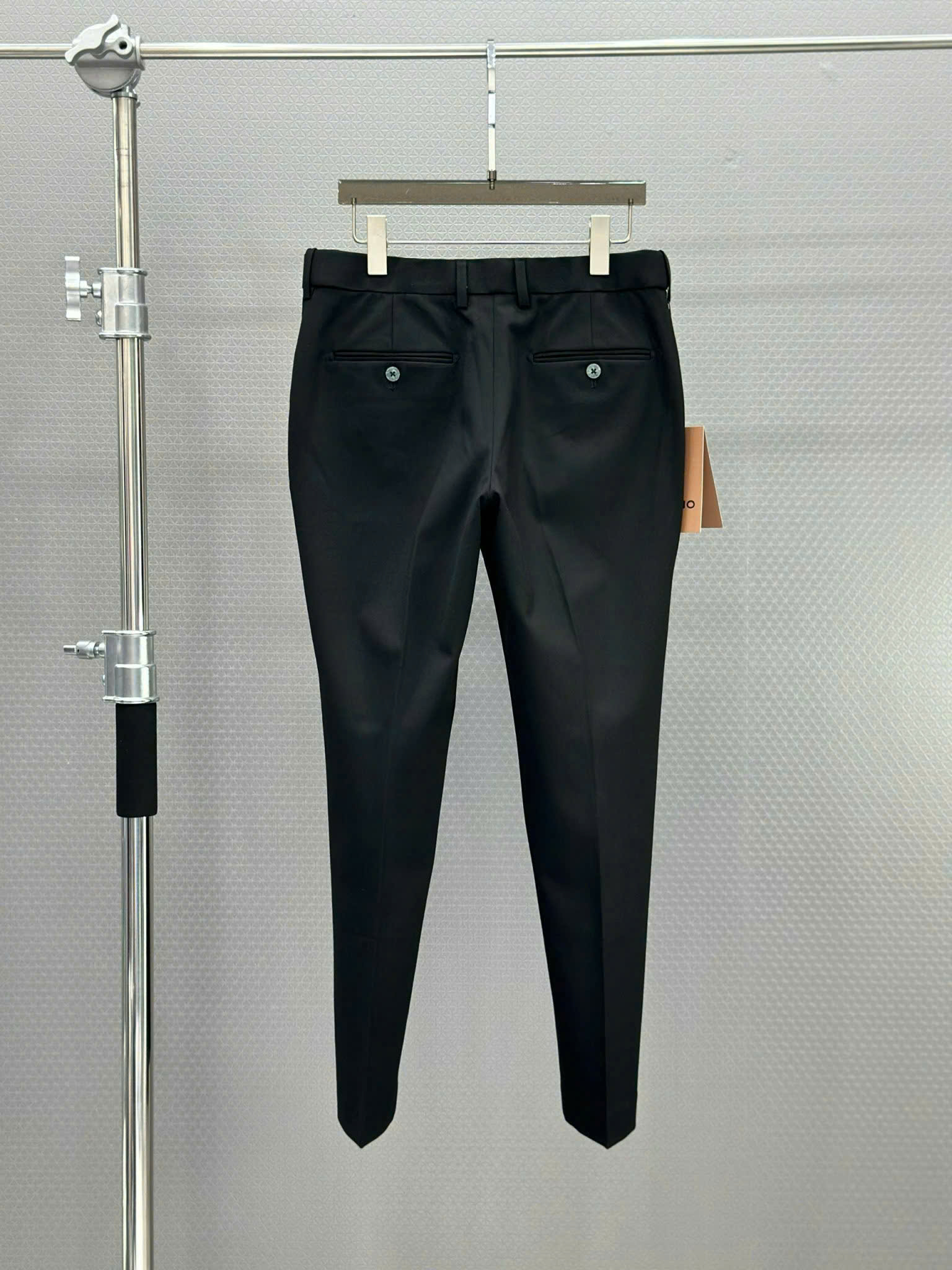 Quần tây âu Tilano logo chữ T da tag cạp Like Auth 29-35 VTN