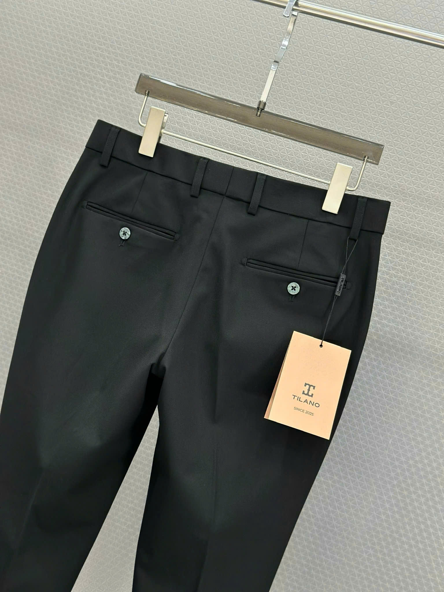 Quần tây âu Tilano logo tam giác Like Auth 29-35 VTN