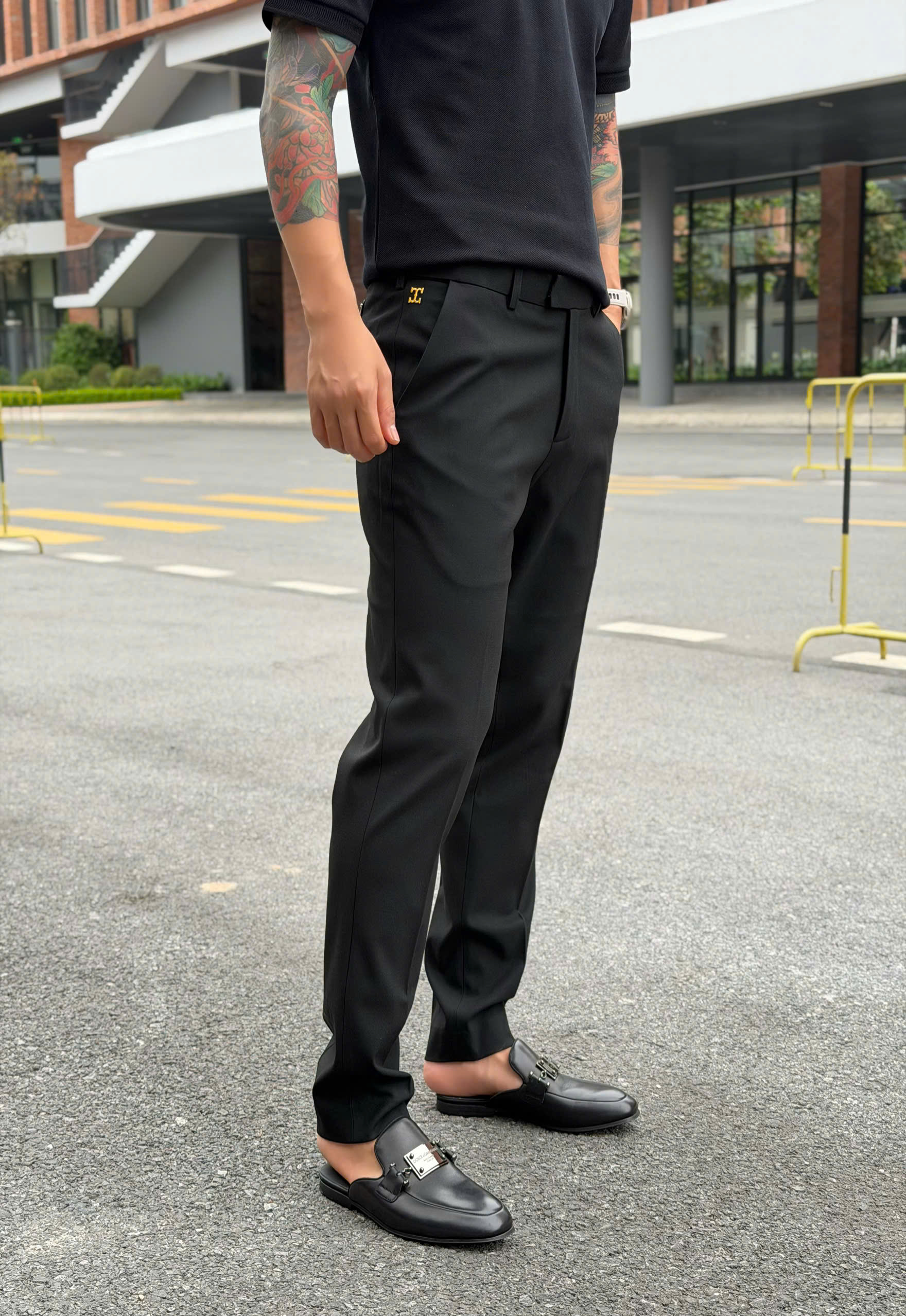 Quần tây âu Tilano logo thêu chữ T chỉ Vàng và tag tam giác túi sau Like Auth 29-35 VTN