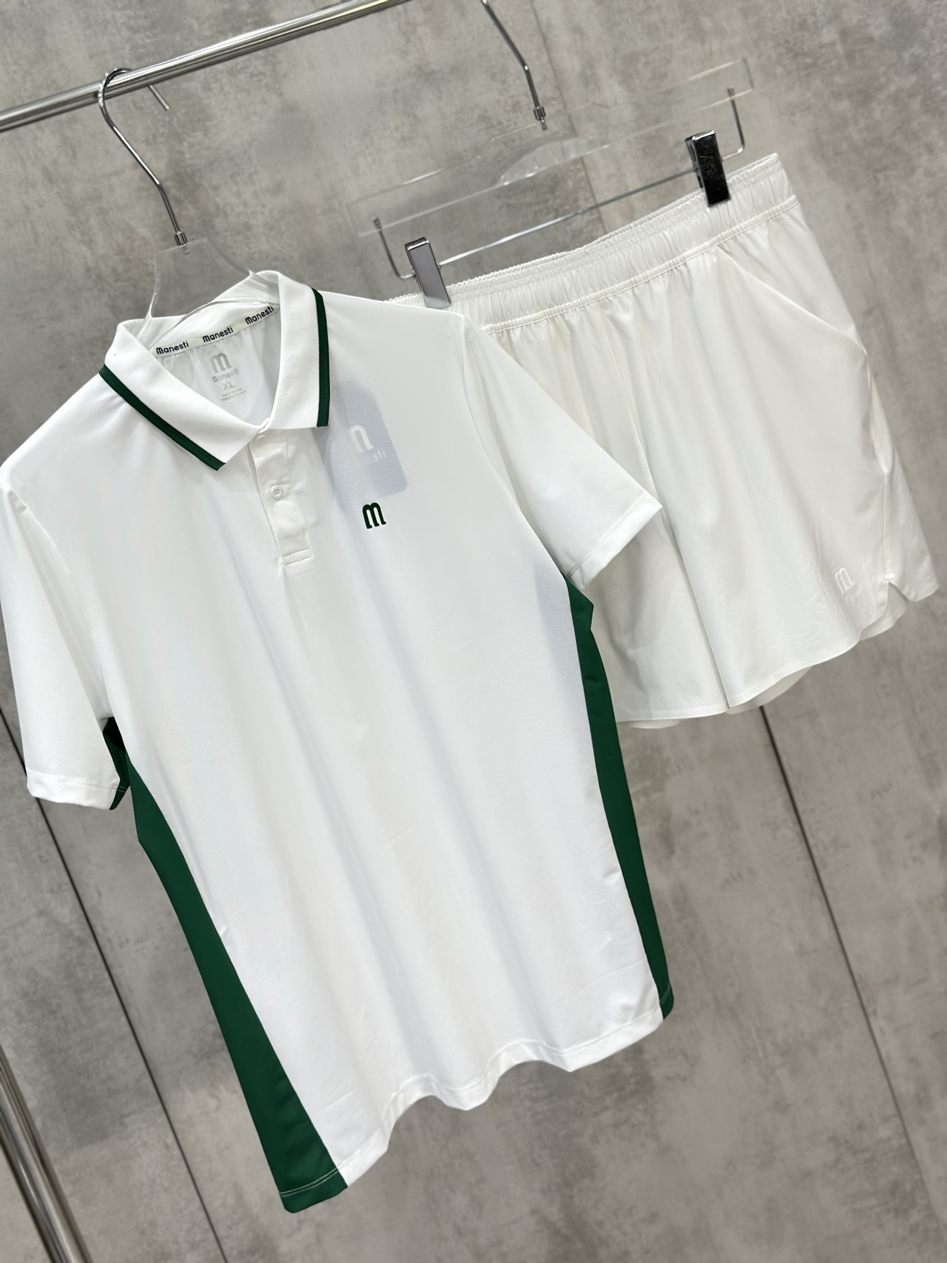 Set bộ thể thao hè Manseti Trắng cổ bẻ Like Auth S-XL VTN