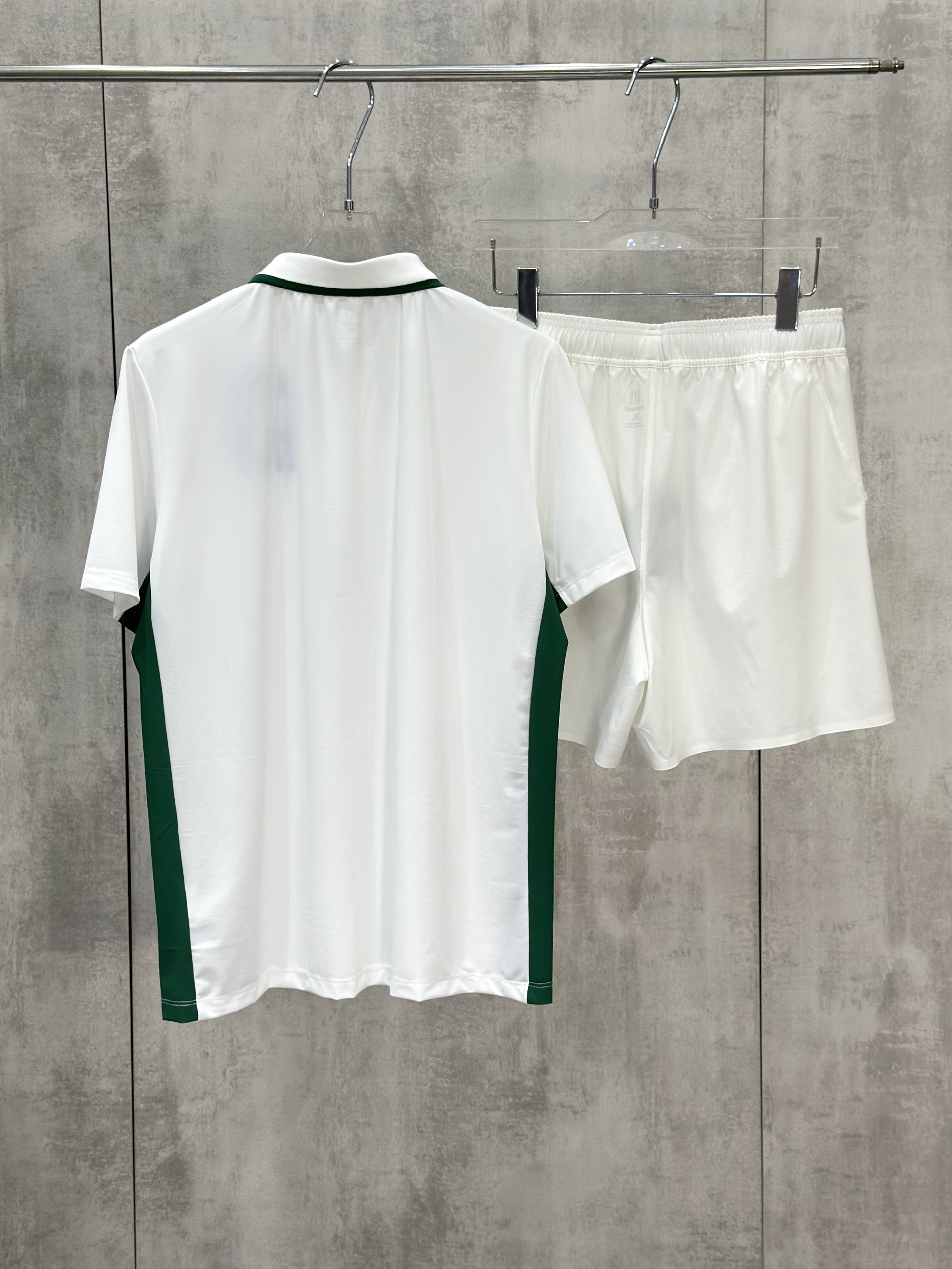 Set bộ thể thao hè Manseti Trắng cổ bẻ Like Auth S-XL VTN