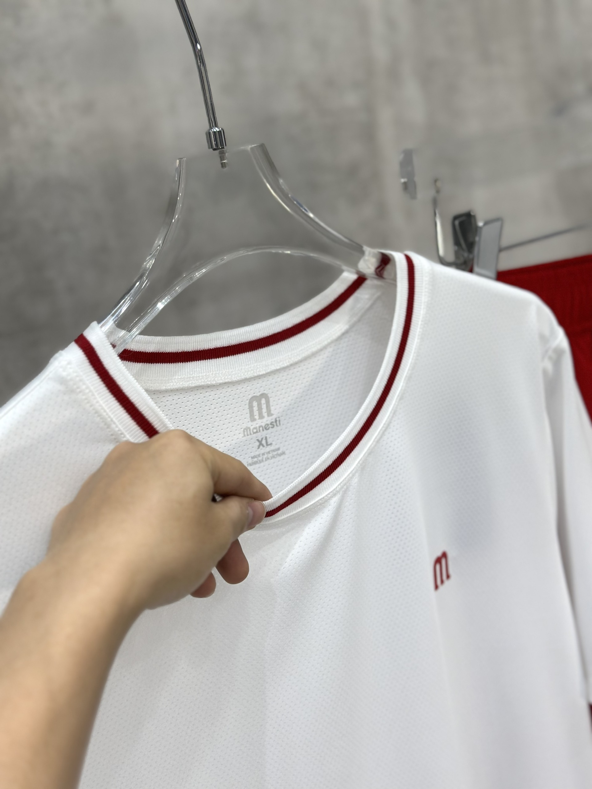 Set bộ thể thao hè Manseti Trắng Đỏ cổ tròn Like Auth S-XL VTN