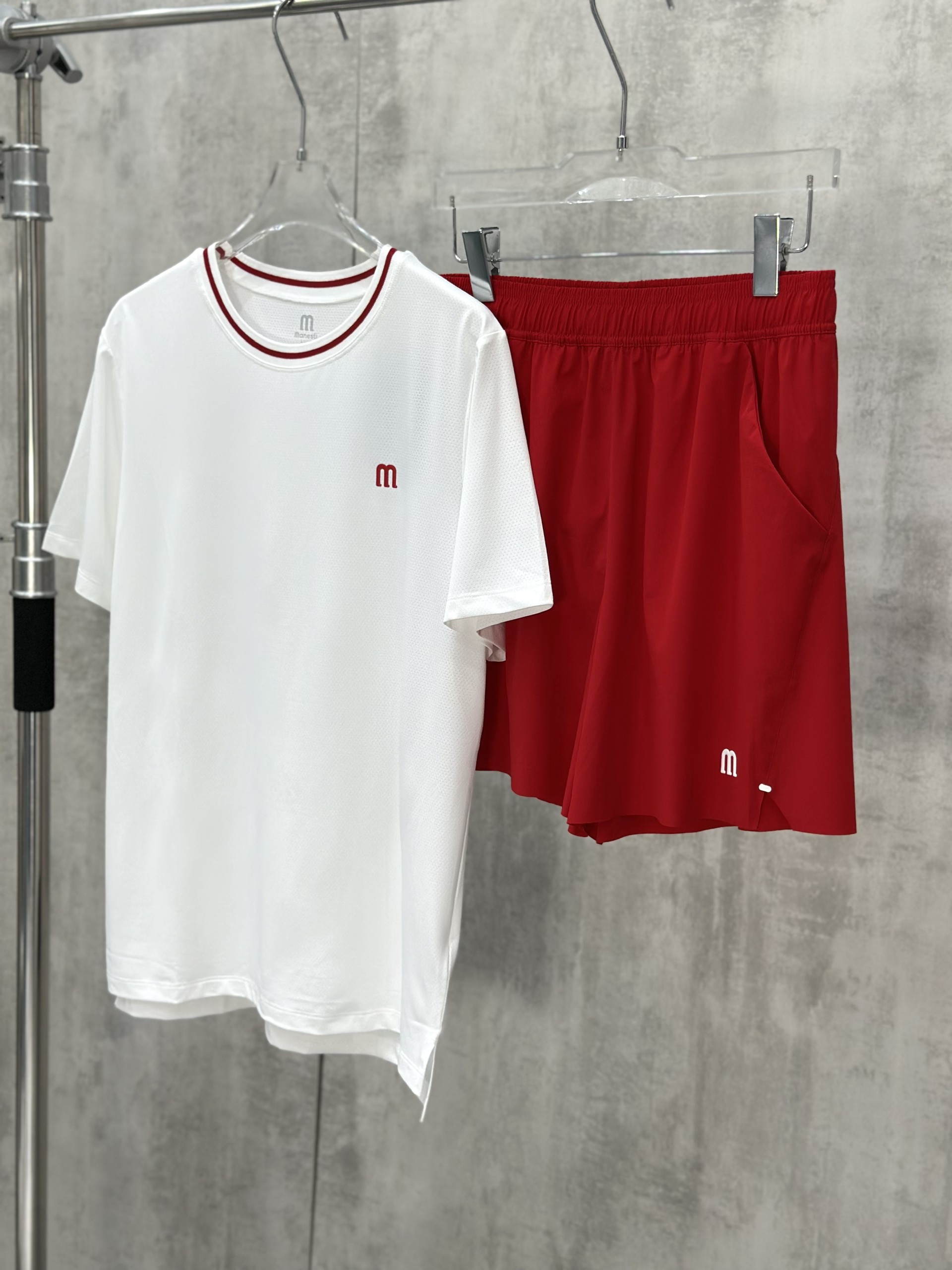 Set bộ thể thao hè Manseti Trắng Đỏ cổ tròn Like Auth S-XL VTN