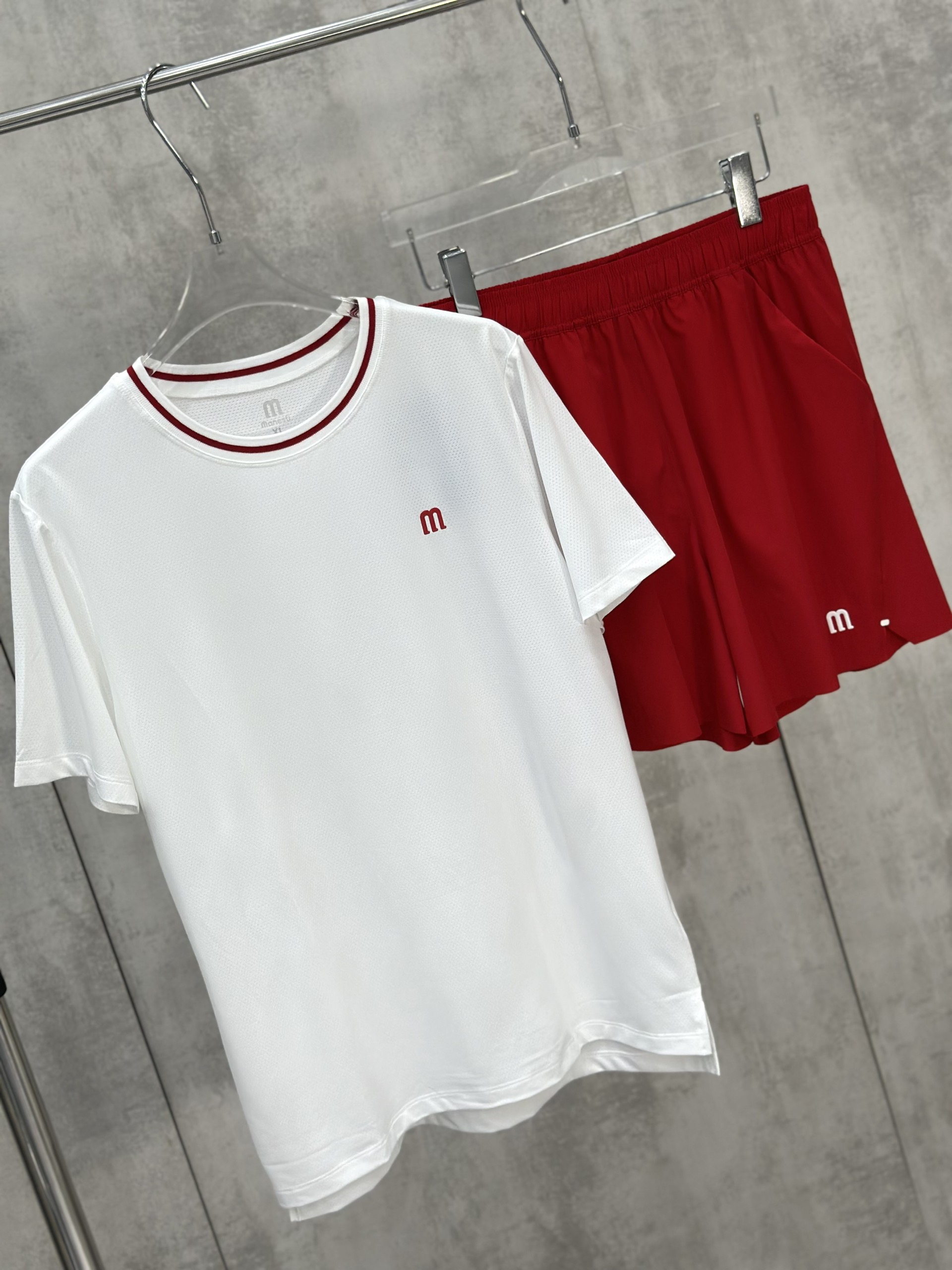 Set bộ thể thao hè Manseti Trắng Đỏ cổ tròn Like Auth S-XL VTN
