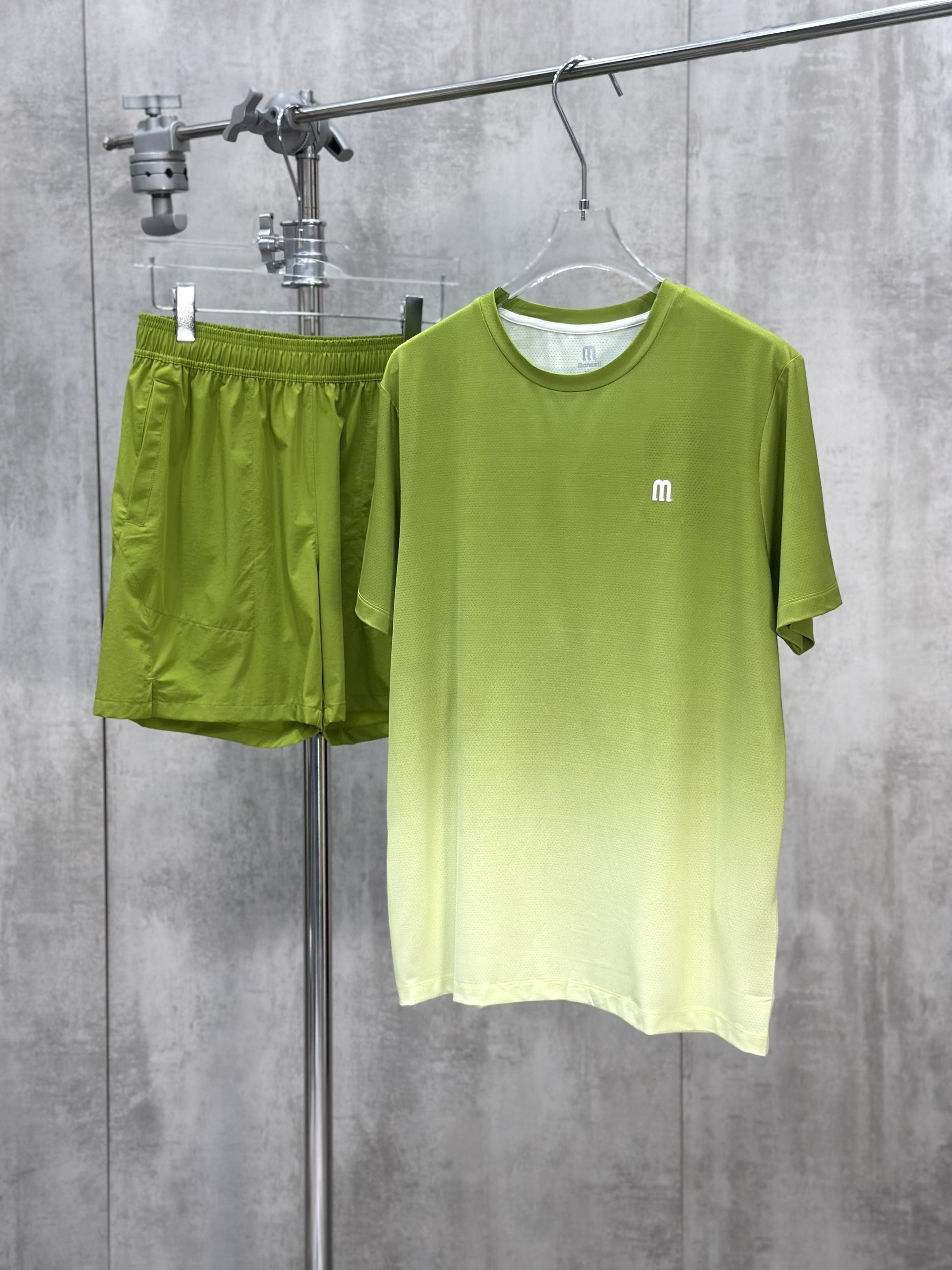 Set bộ thể thao hè Manseti Xanh Cốm hiệu ứng Loang cổ tròn Like Auth S-XL VTN