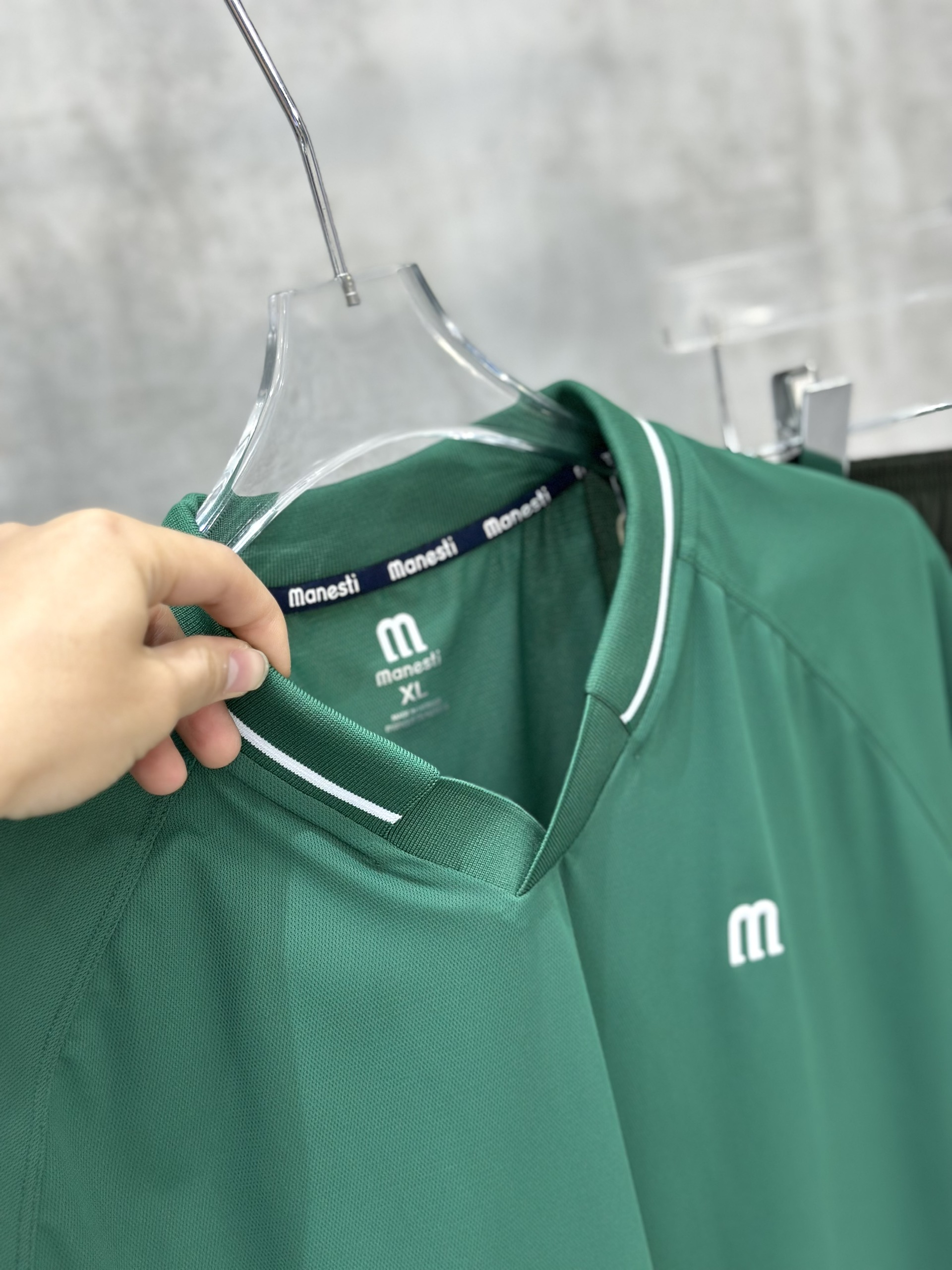 Set bộ thể thao hè Manseti Xanh Lá cổ tim Like Auth S-XL VTN