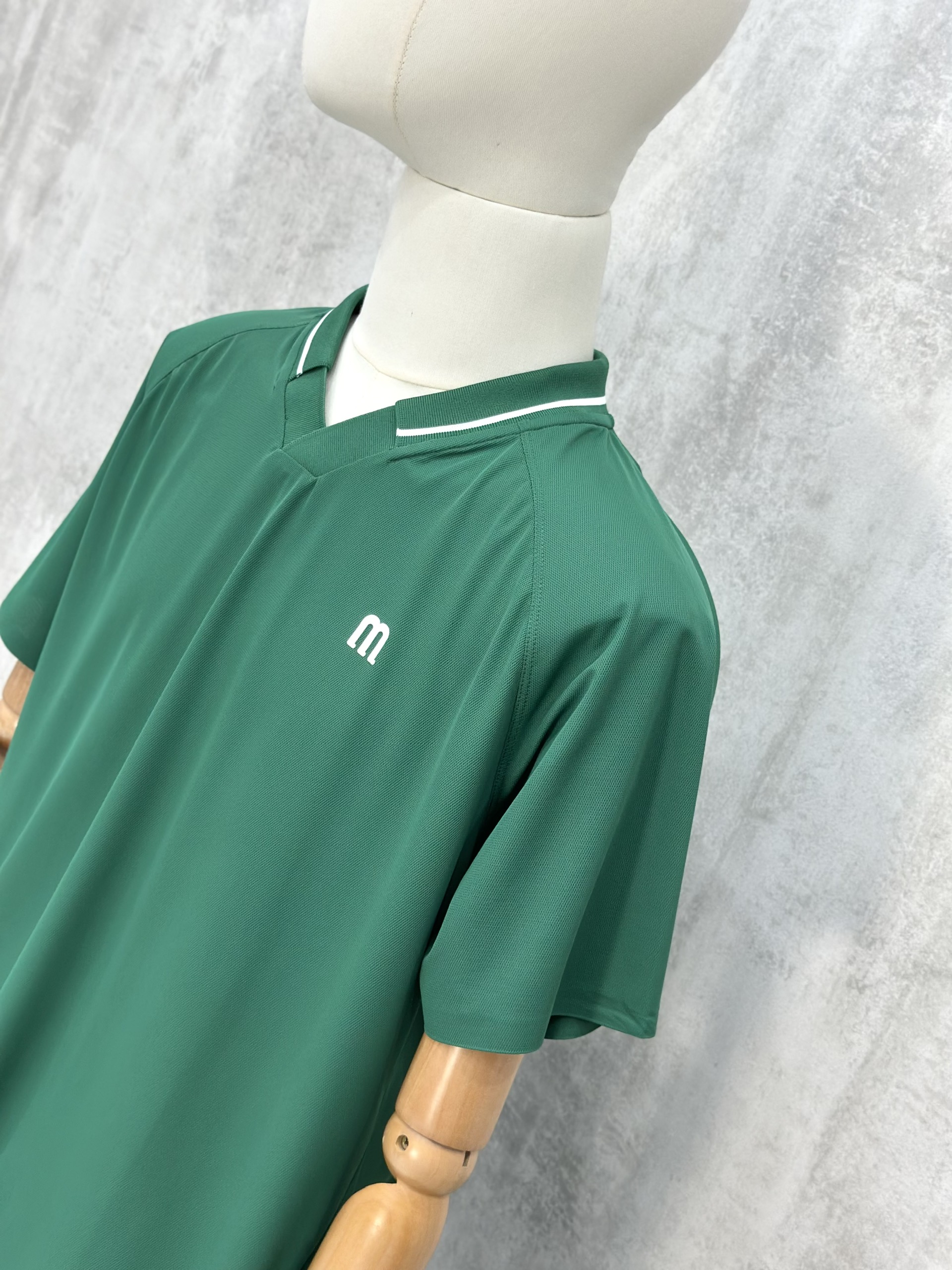 Set bộ thể thao hè Manseti Xanh Lá cổ tim Like Auth S-XL VTN