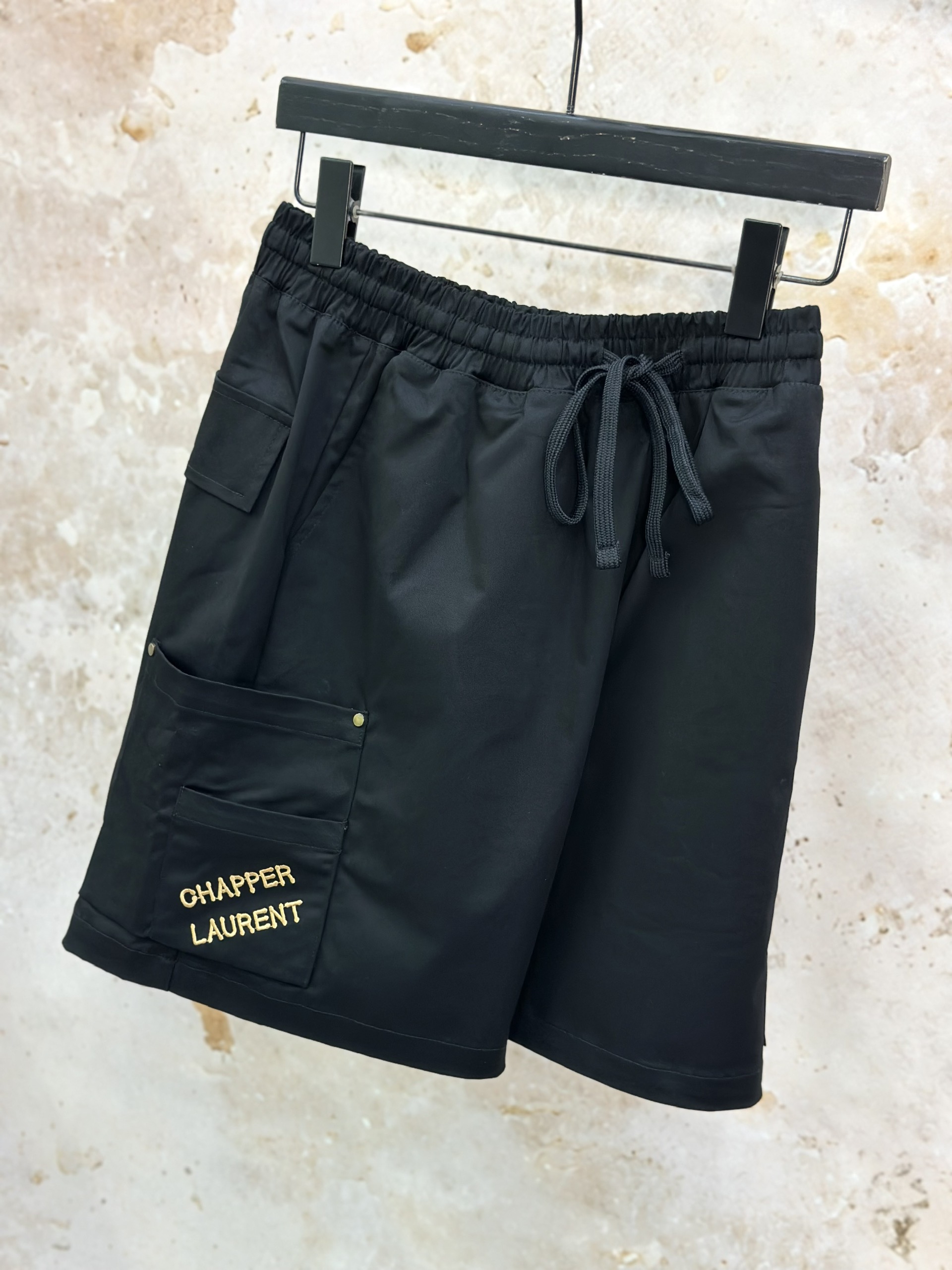 Quần short ngố vải Chapper Laurent logo thêu túi đùi Like Auth S-L VTN