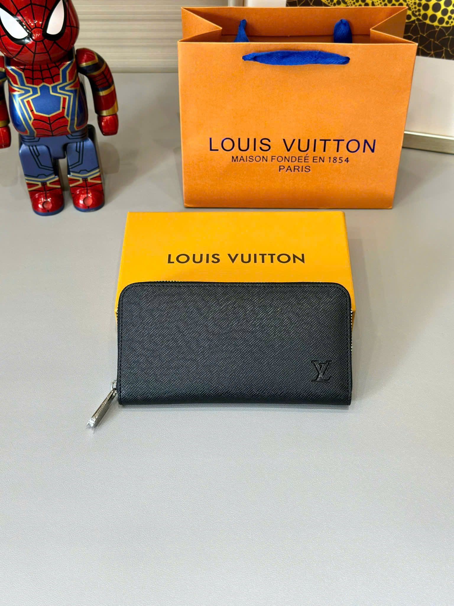 Ví dài khóa Louis Vuitton LV Zippy Wallet Like Auth PLD